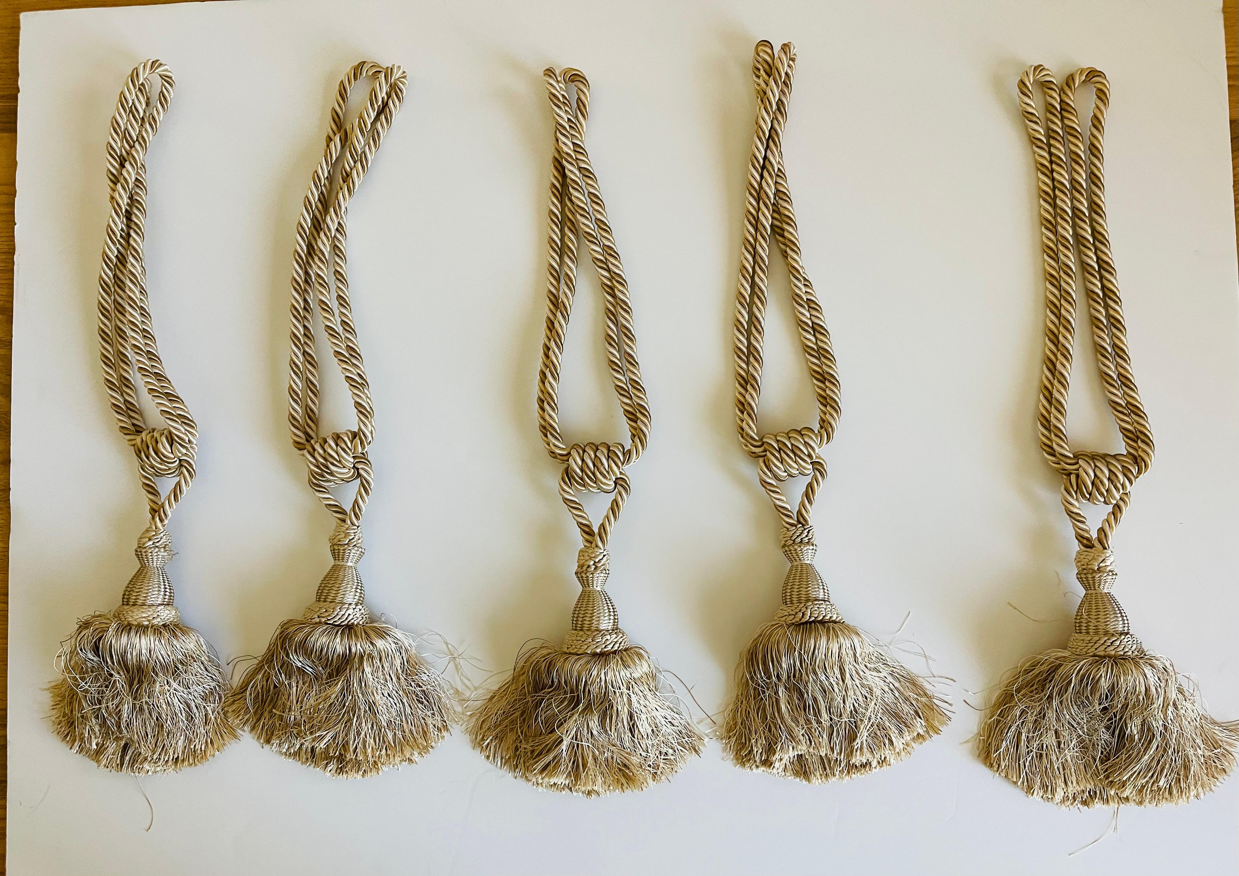 Set of 5 large tiebacks with silk fluffy tassels.