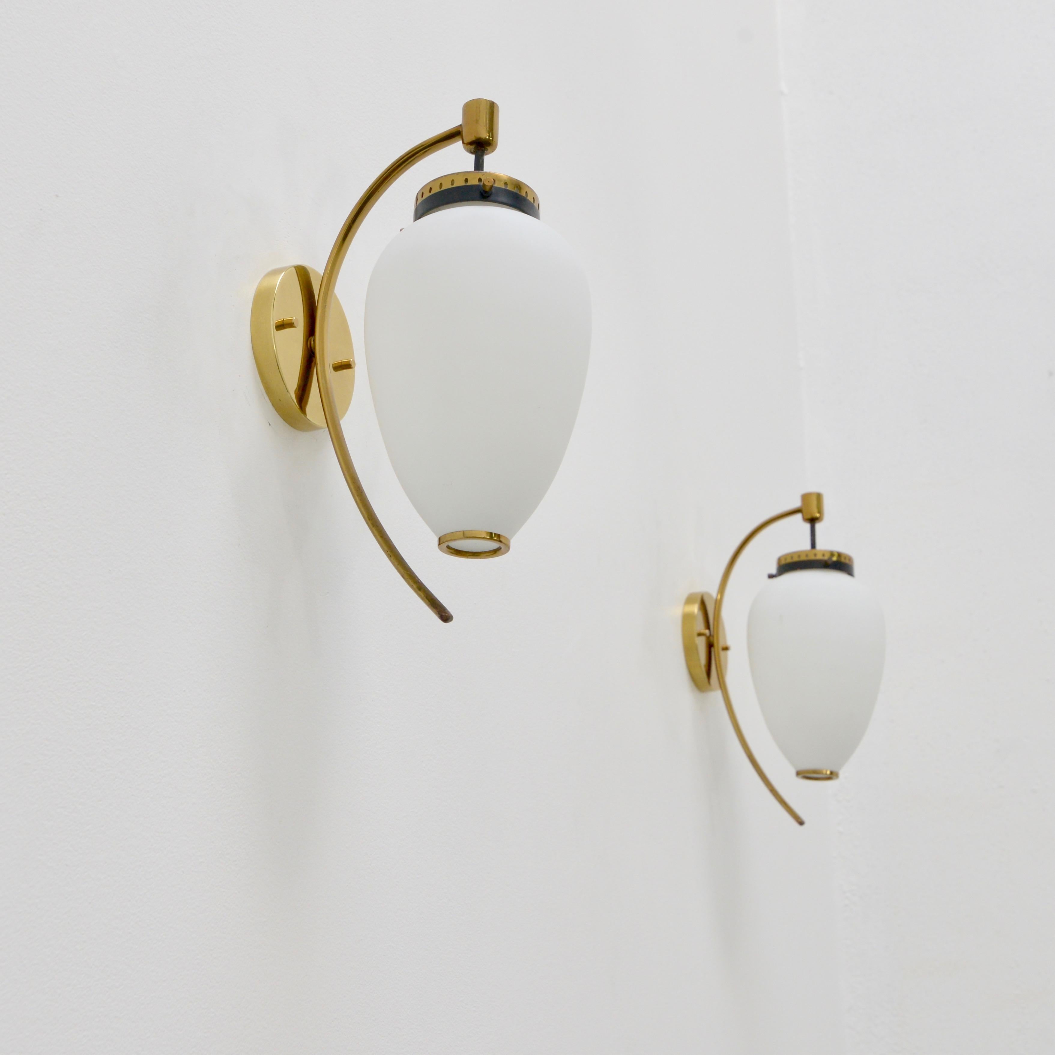  Stilnovo Sconce In Good Condition In Los Angeles, CA