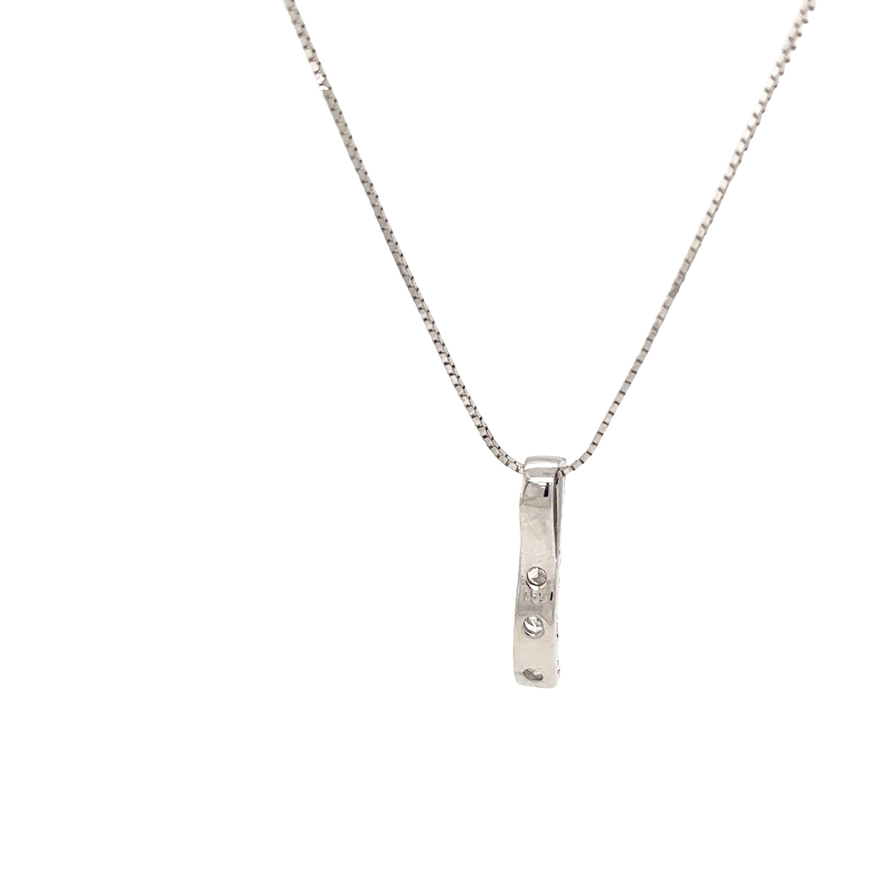 Donna Ciondolo a goccia con 5 pietre di diamante in oro bianco 18 ct. in vendita