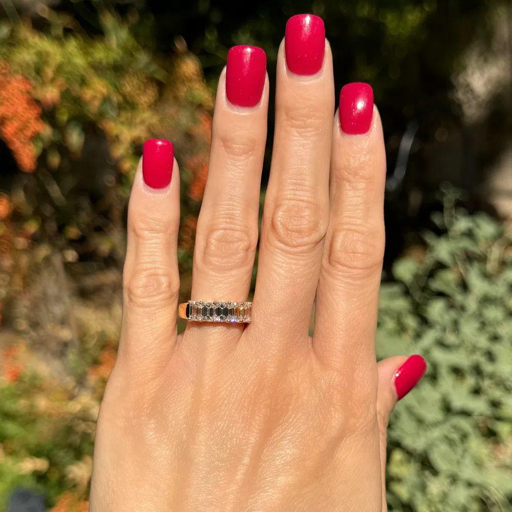 Modernist 5 Stone Emerald-Cut Diamond Gold Band Statement Ring For Sale