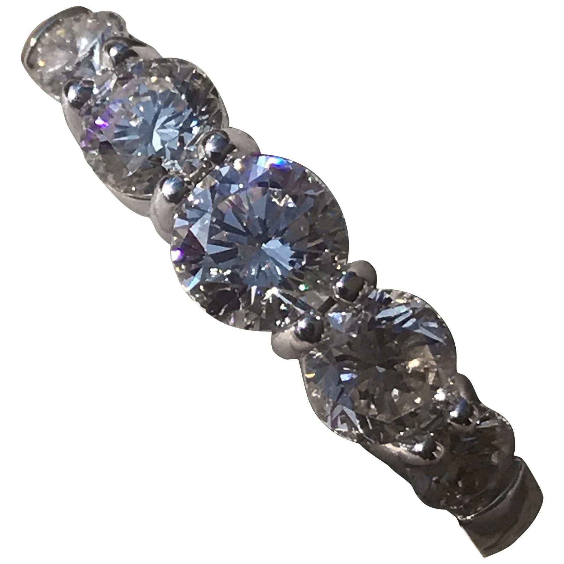 5-Stein runder Diamant 1,75 Karat TW abgestuftes Band, Ring, Ben Dannie