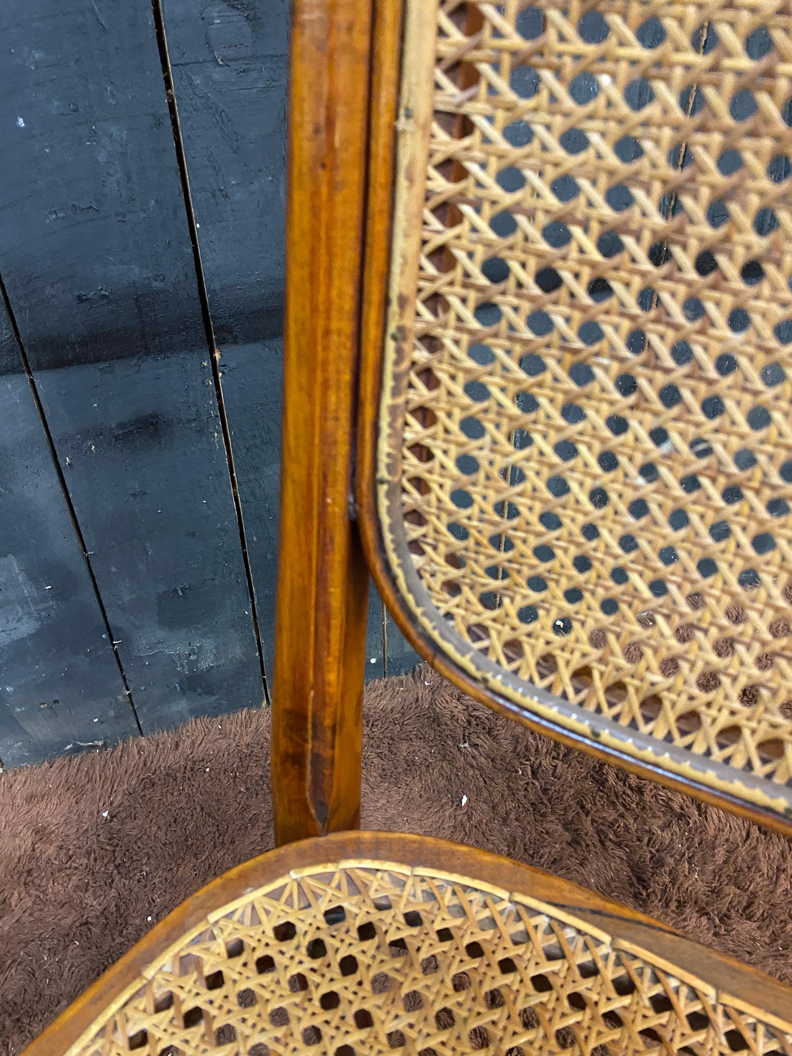 5 Thonet style chairs circa 1900 For Sale 1