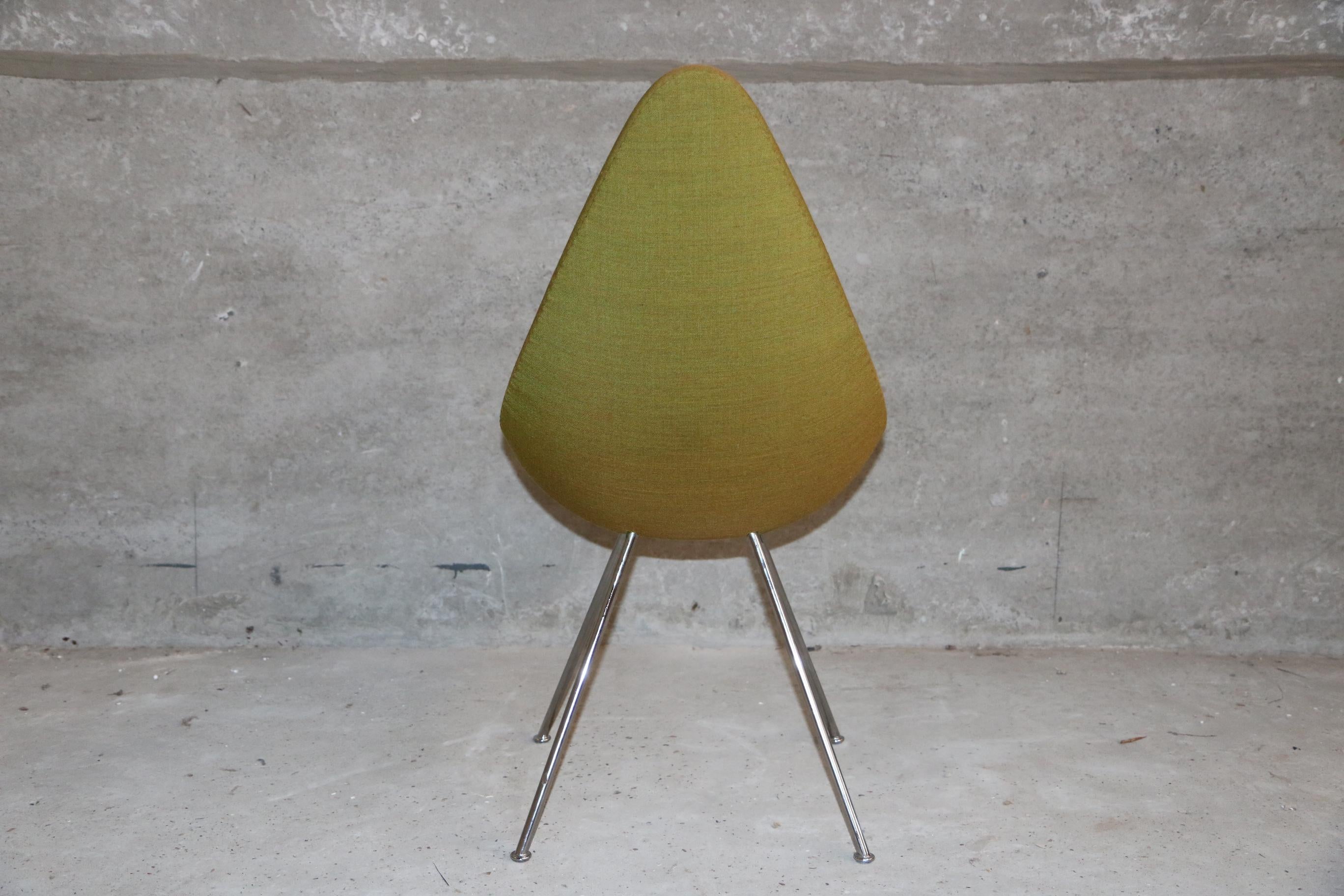 European 5 Vintage Drop Chairs by Fritz Hansen in Olive Green Fabric