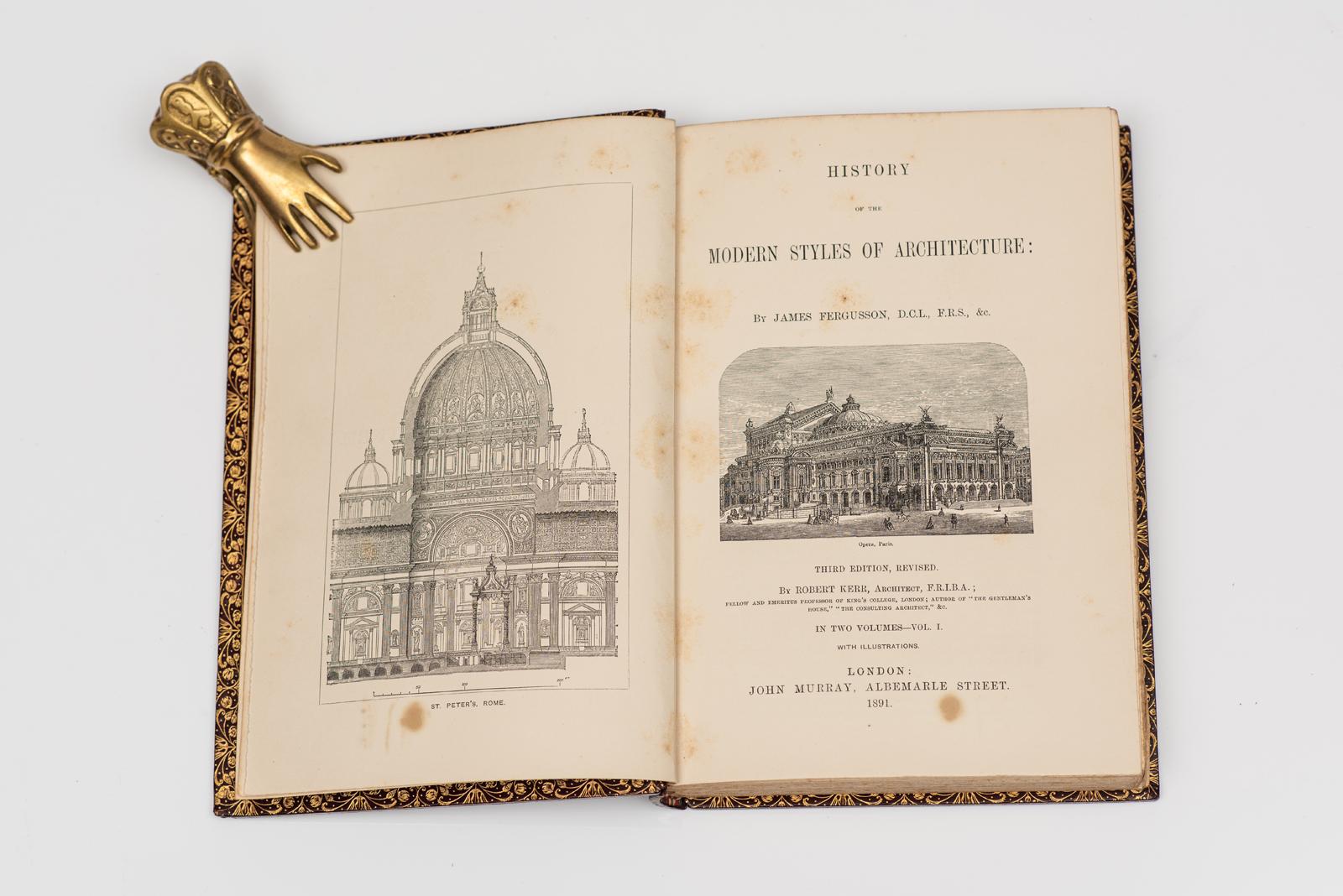 5 Vol. James Ferguson, Histoire de l'architecture dans tous les pays, depuis les temps les plus reculés jusqu'à nos jours. Troisième édition. Édité par Phene Spiers. Frontispice illustré. Illustrations au fil des pages. Cuir rouge du Maroc avec