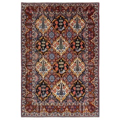5
x 7
Hand-Knotted Wool, Traditional Old Bakhtiari Area Rug