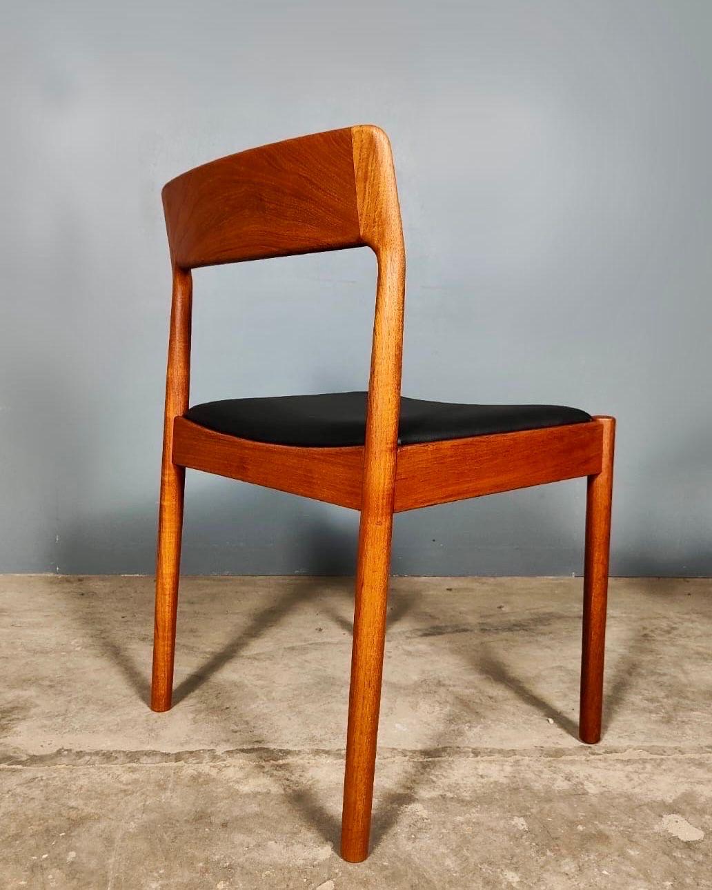 5 x Johannes Nørgaard For Nørgaards Møbelfabrik Teak Dining Chairs Mid Century For Sale 2