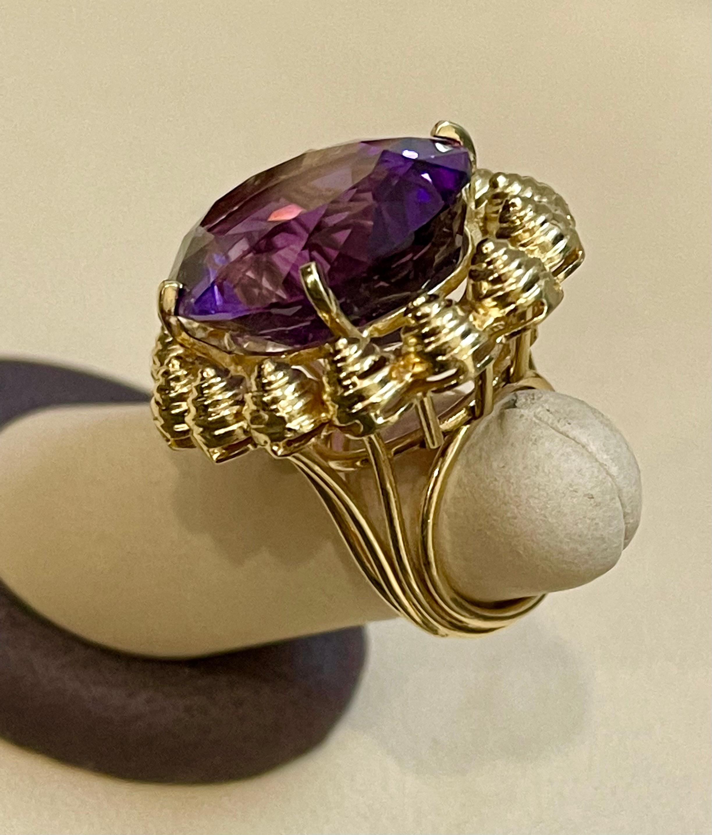 50 Carat Amethyst Cocktail Ring in Solid 18 Karat Yellow Gold 29 Grams For Sale 4