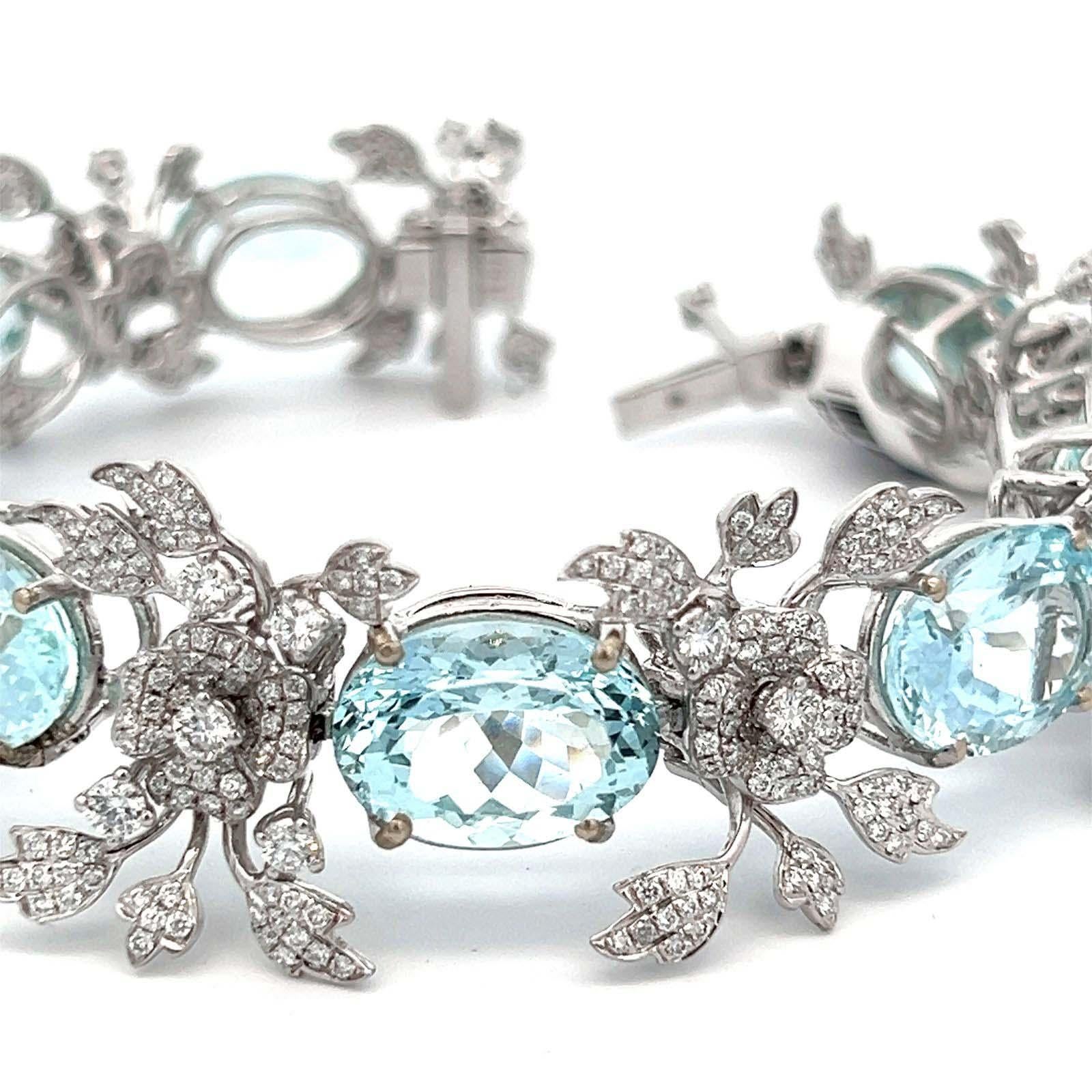Contemporary 50 Carat Aquamarine and Diamond Bracelet For Sale