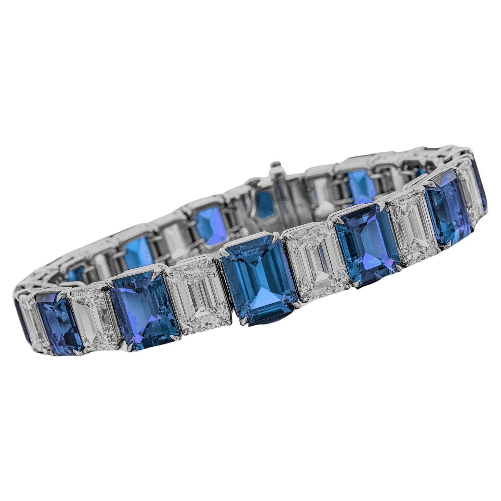 50 Carat Ceylon Sapphire Diamonds  Bracelet For Sale