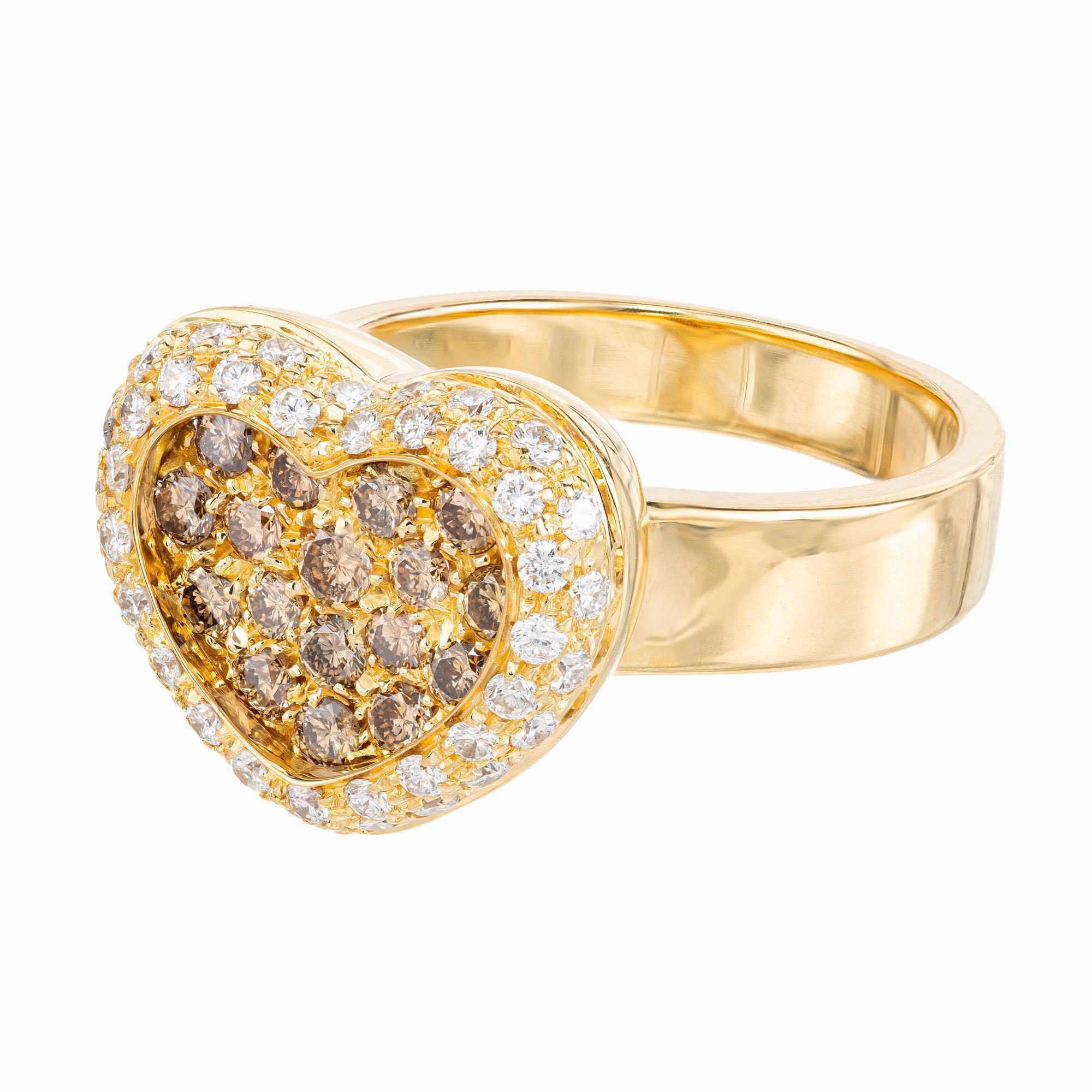 Taille ronde .50 Carat Champagne Diamond Yellow Gold Heart Ring  en vente