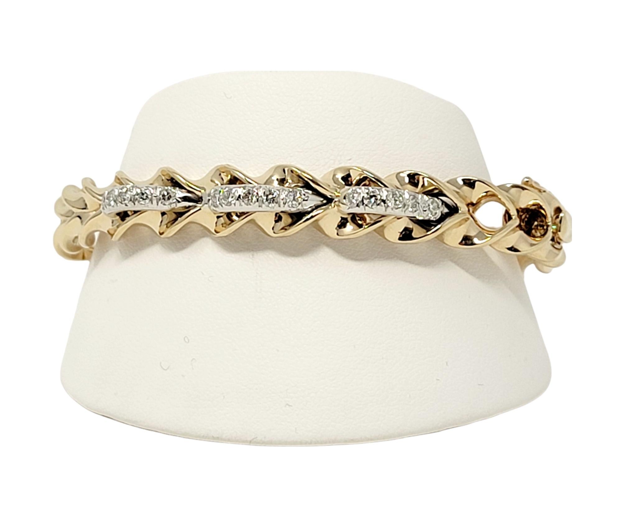 .50 Carat Total Round Diamond Twisted Hinged Bangle Bracelet in Yellow Gold For Sale 3