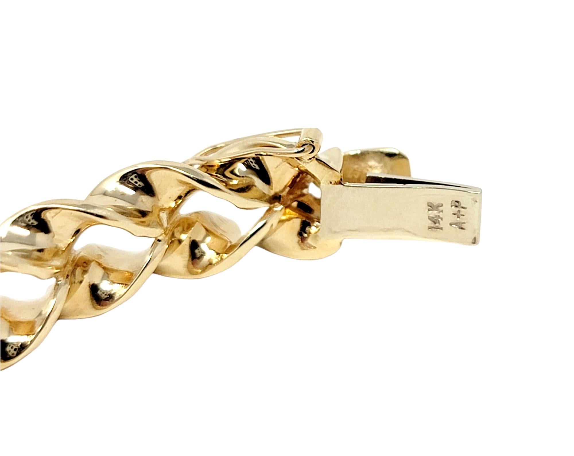 Bracelet jonc à charnière torsadé en or jaune avec diamants ronds de 0,50 carat au total en vente 6