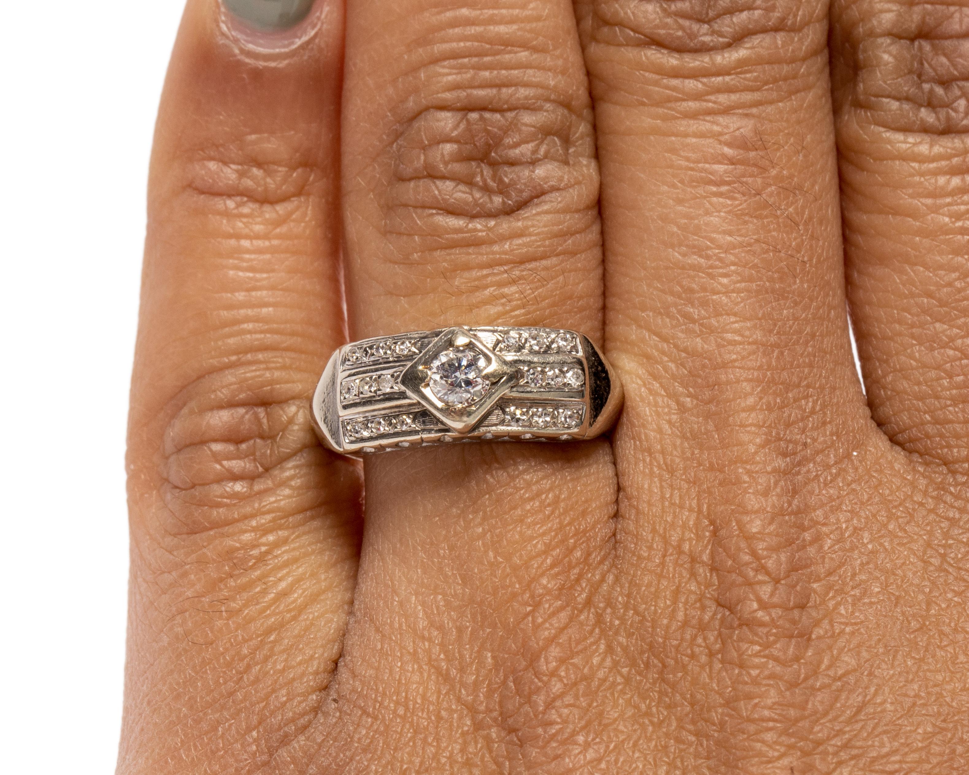 .50 Carat Total Weight Art Deco 14 Karat White Gold Diamond Engagement Ring In Good Condition For Sale In Atlanta, GA