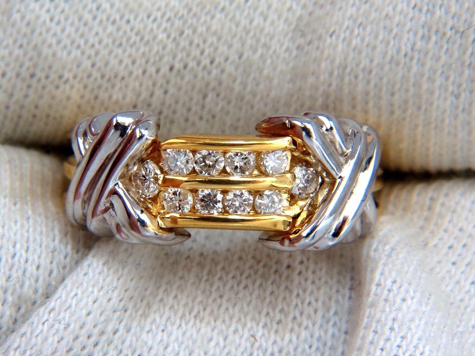 Anello di .50 carati con diamanti a canale 