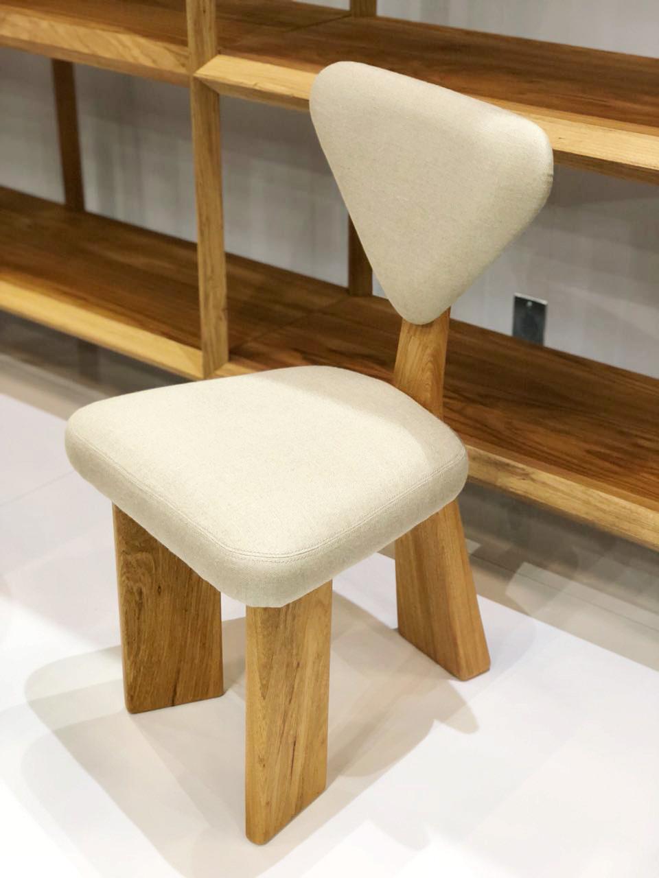 Contemporary 50% of 4 Giraffe dining Chair to Fareez