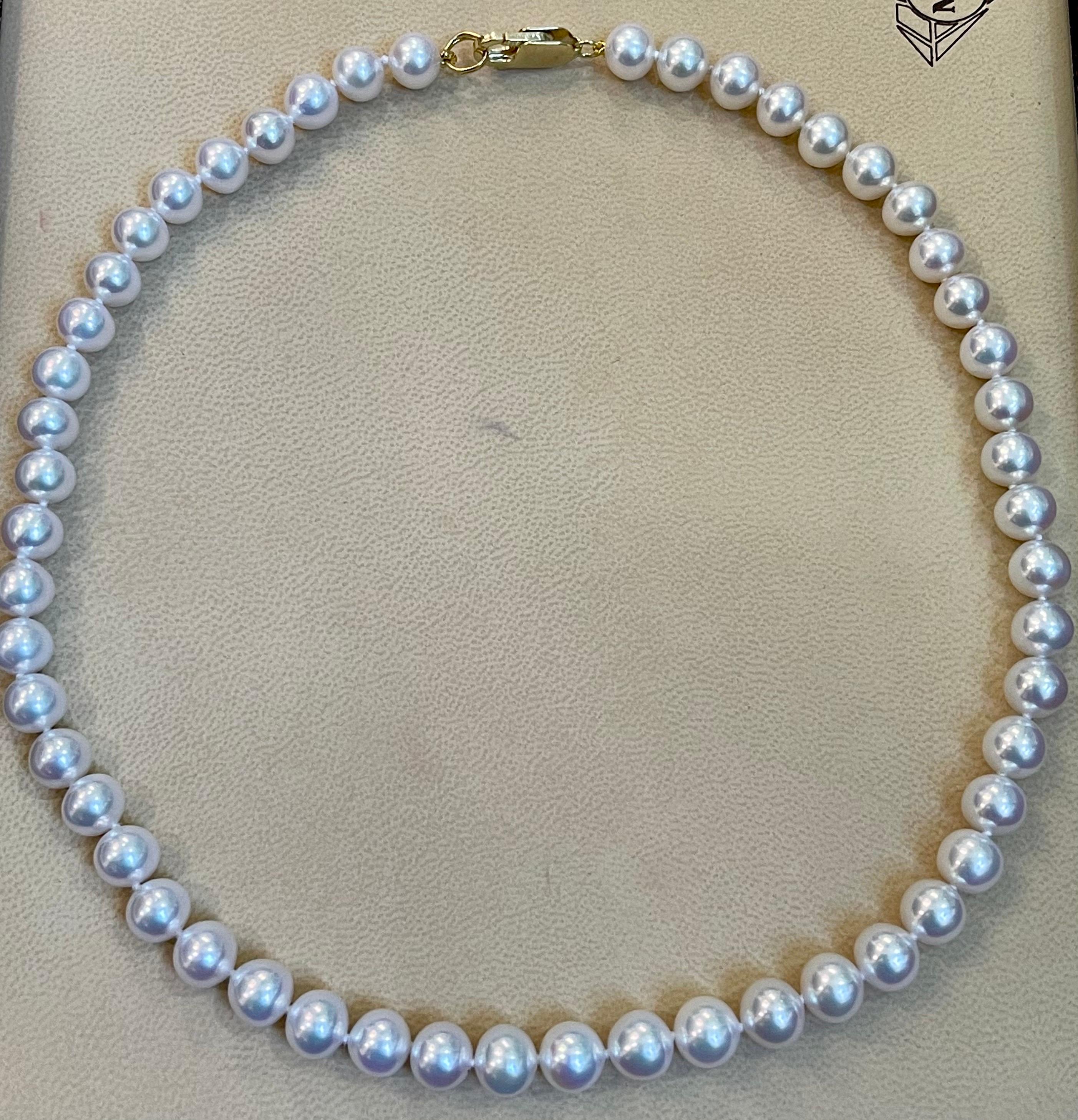 50 Round Akoya Pearls Strand Necklace Set in 14 Karat Gold Clasp For Sale 3
