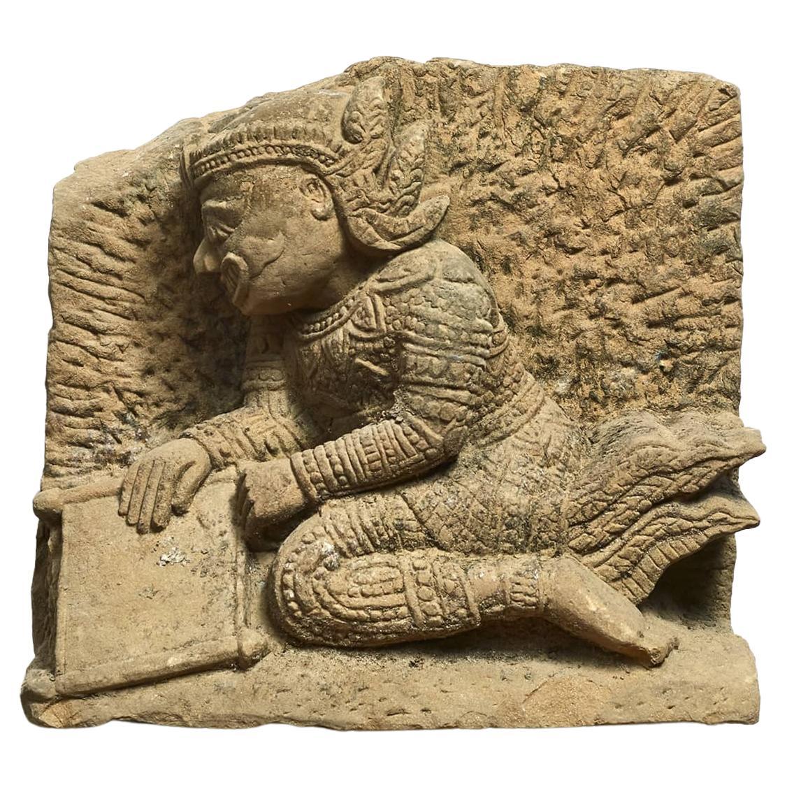 500-600 Jahre alte indische Affen-Göttin Hanuman in Sandstein geschnitzt