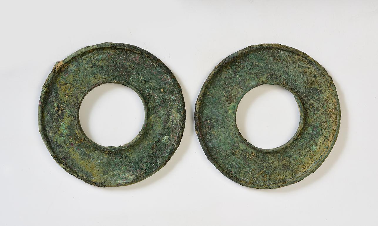 500 B.C., Dong Son, a Pair of Antique Khmer Bronze Bangle Bracelet 1