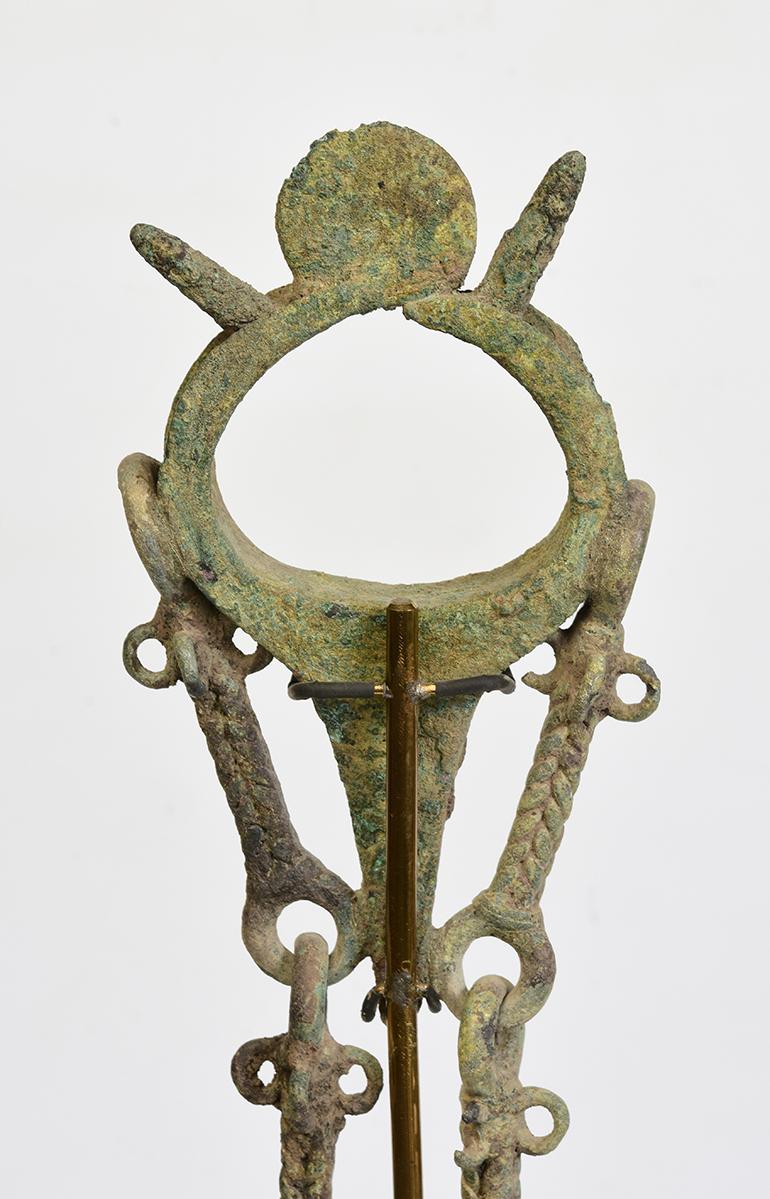500 B.C., Dong Son, Antique Khmer Bronze Bangle Bracelet with Bell For Sale 4
