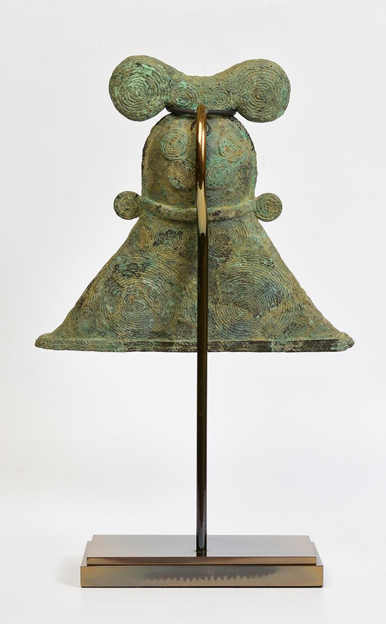 500 B.C, Dong Son, Antique Khmer Bronze Bell with Stand 3