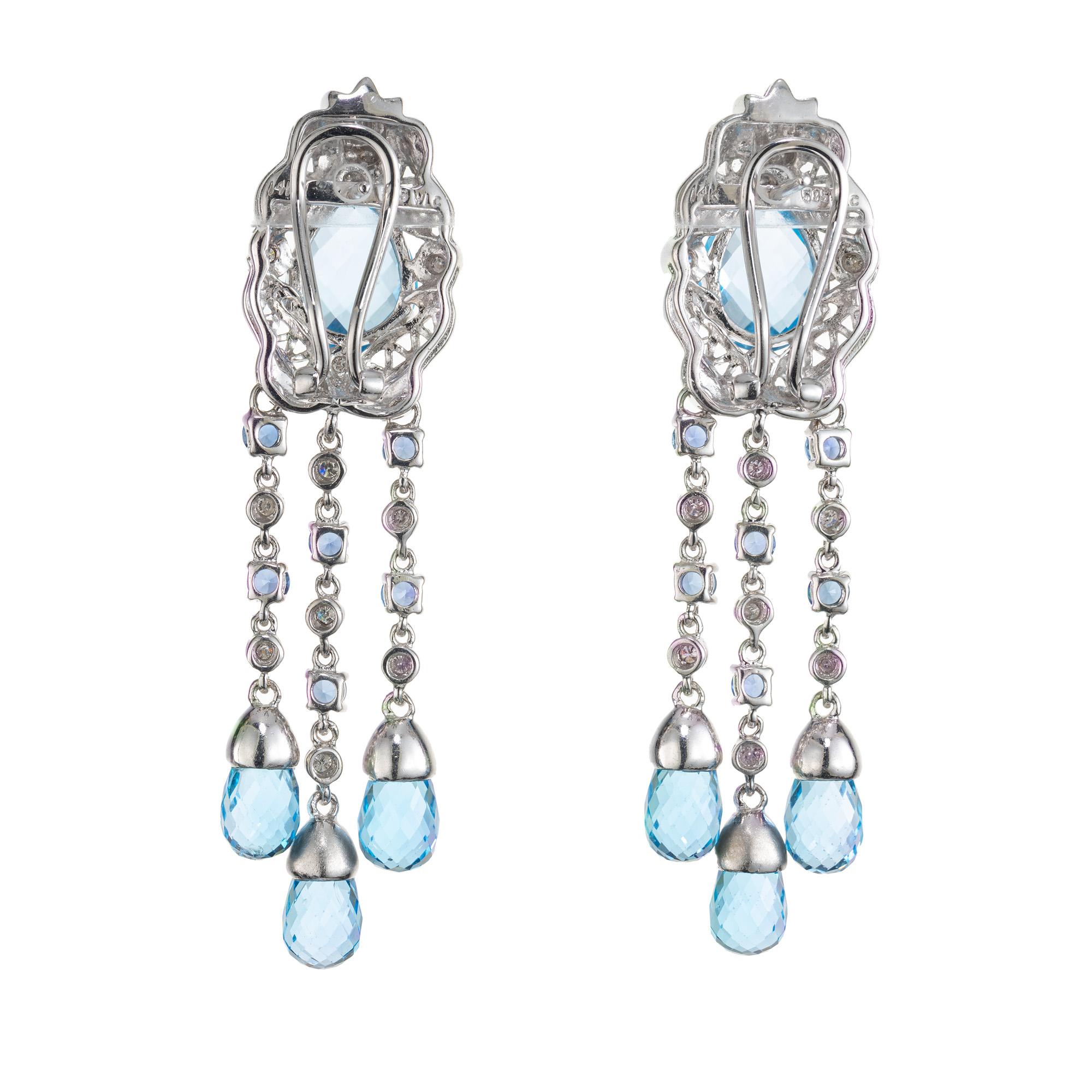Taille poire Boucles d'oreilles pendantes en or blanc 5.00 carats Topaze bleue Diamant Saphir  en vente