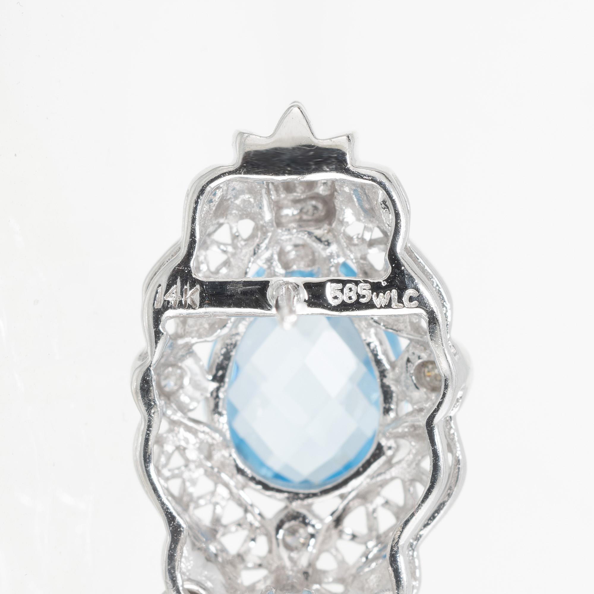 Boucles d'oreilles pendantes en or blanc 5.00 carats Topaze bleue Diamant Saphir  Excellent état - En vente à Stamford, CT
