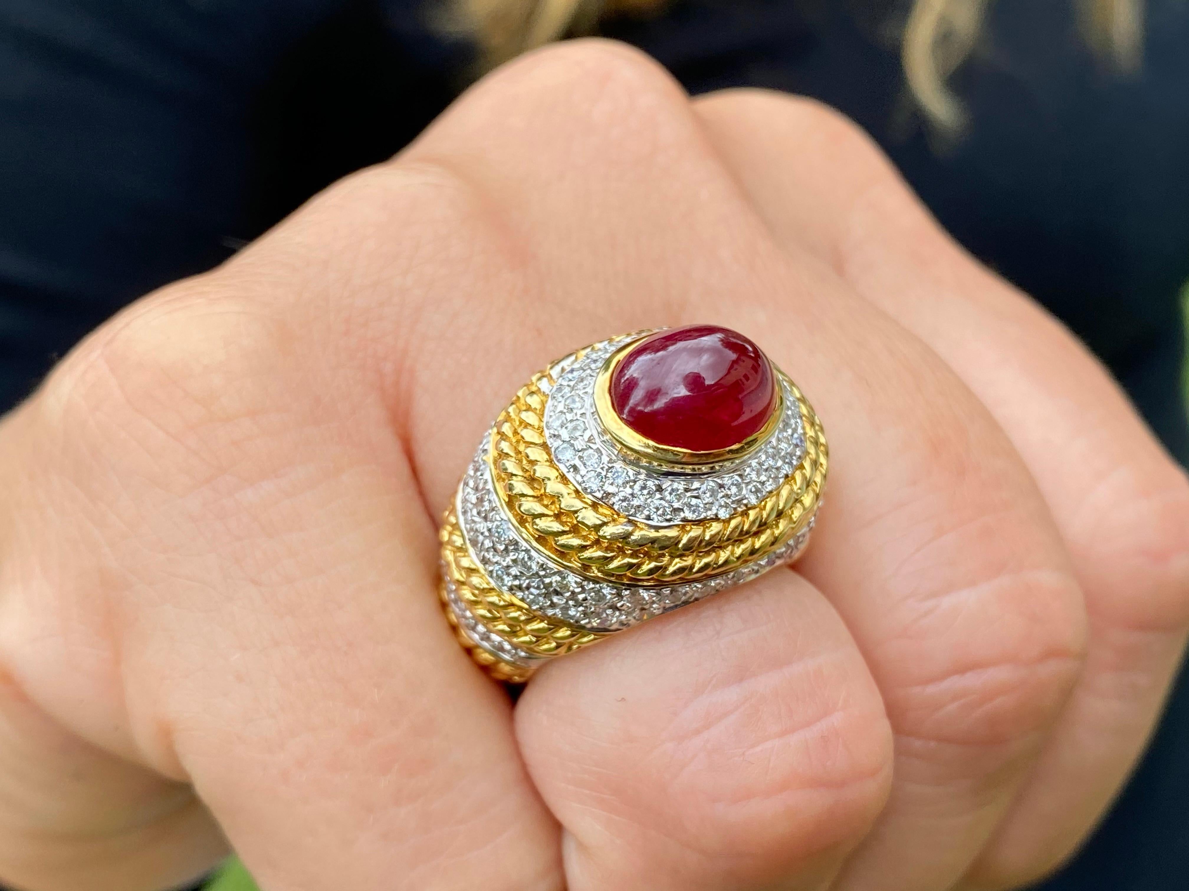 5.00 Carat Cabochon-Cut Ruby, Diamond and 18K Yellow Gold Cocktail Ring For Sale 8