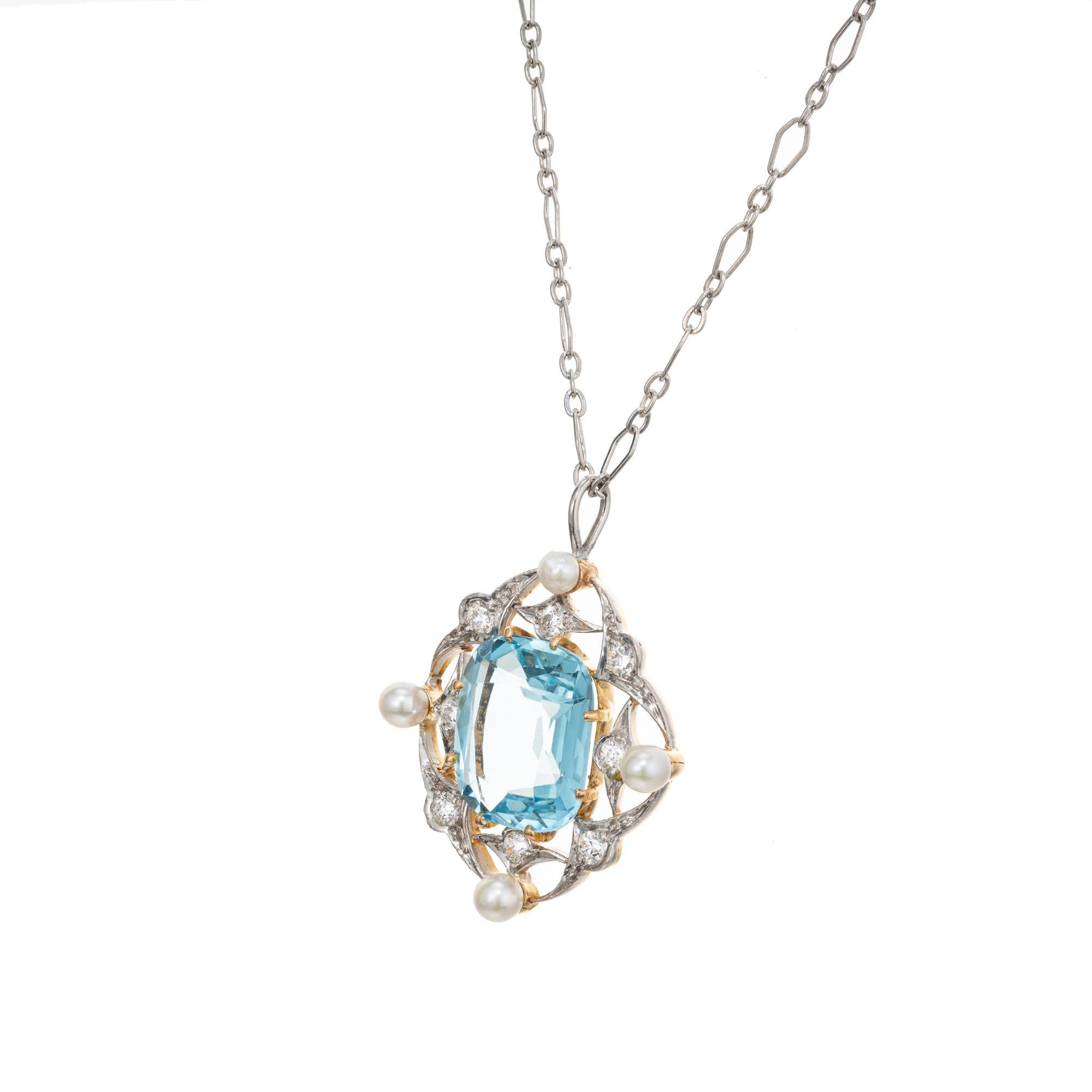 Taille coussin 5.00 Carat Aquamarine Diamond Pearl Platinum Antique Pendentif Necklace  en vente