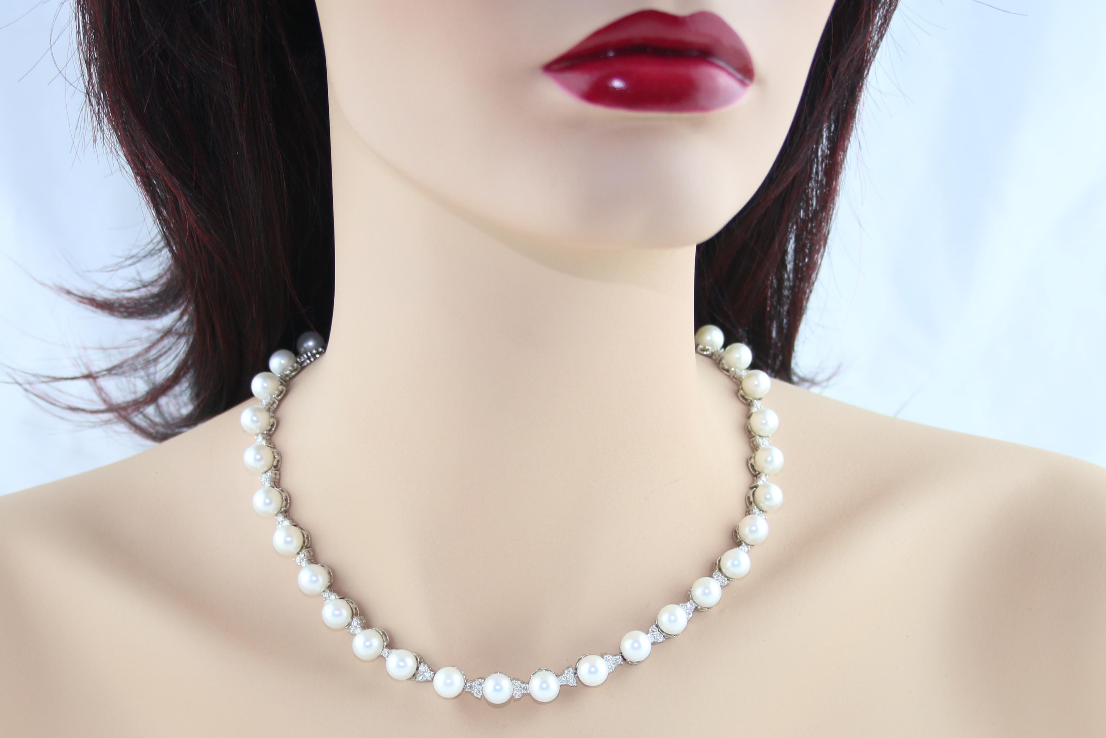 Round Cut 5.00 Carat Diamond and Pearl White Gold Necklace For Sale