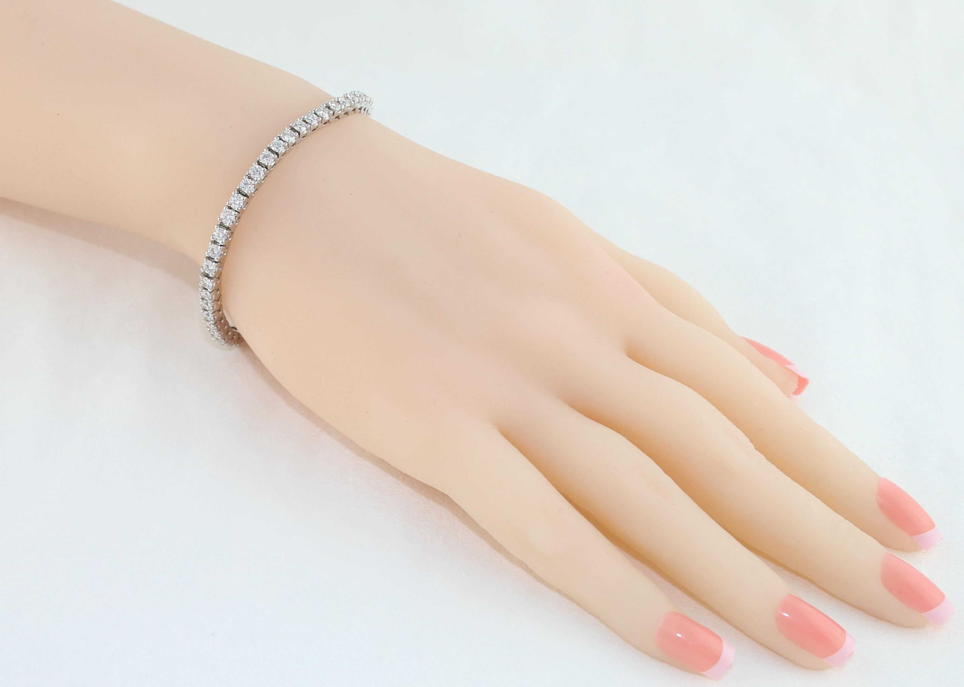 5.00 Karat Diamant-Gold-Tennisarmband (Rundschliff) im Angebot