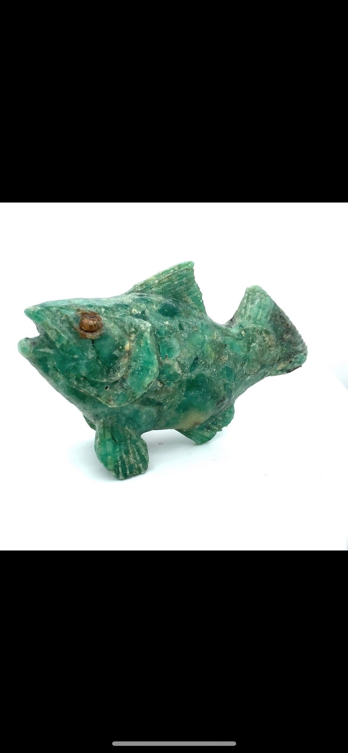 Seltene Sammlerstücke 500+ Karat Smaragdfisch