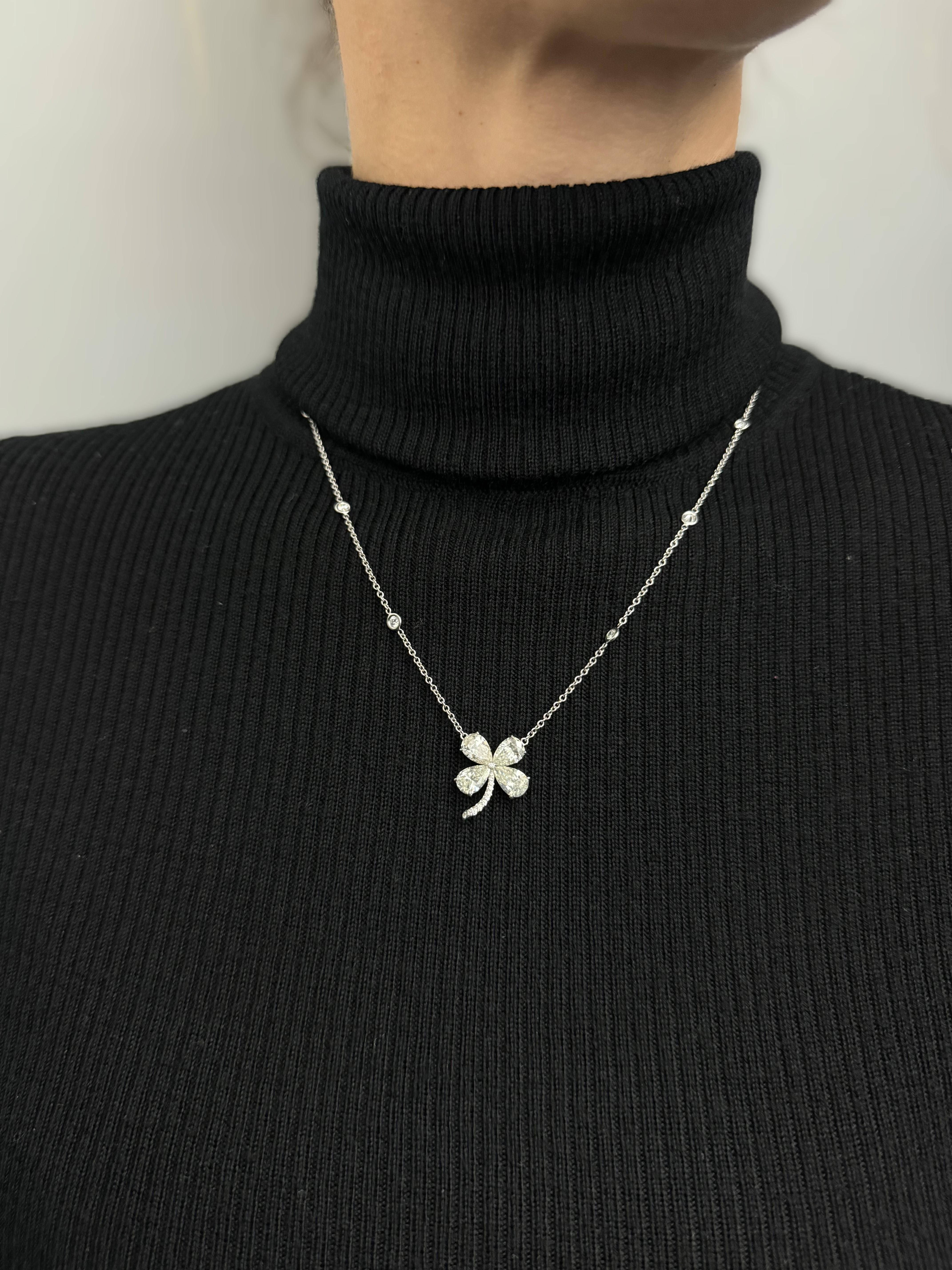 5.00 Carat  F VVS2 Pear Shaped Diamond Clover Pendant In New Condition For Sale In New York, NY