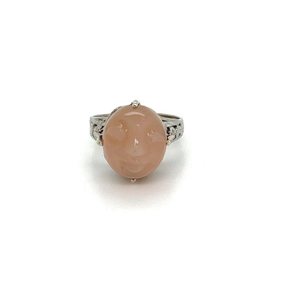 5.00 Carat Moon Face Carved Moonstone Vintage Art Deco Gold Ring In Excellent Condition For Sale In Montreal, QC