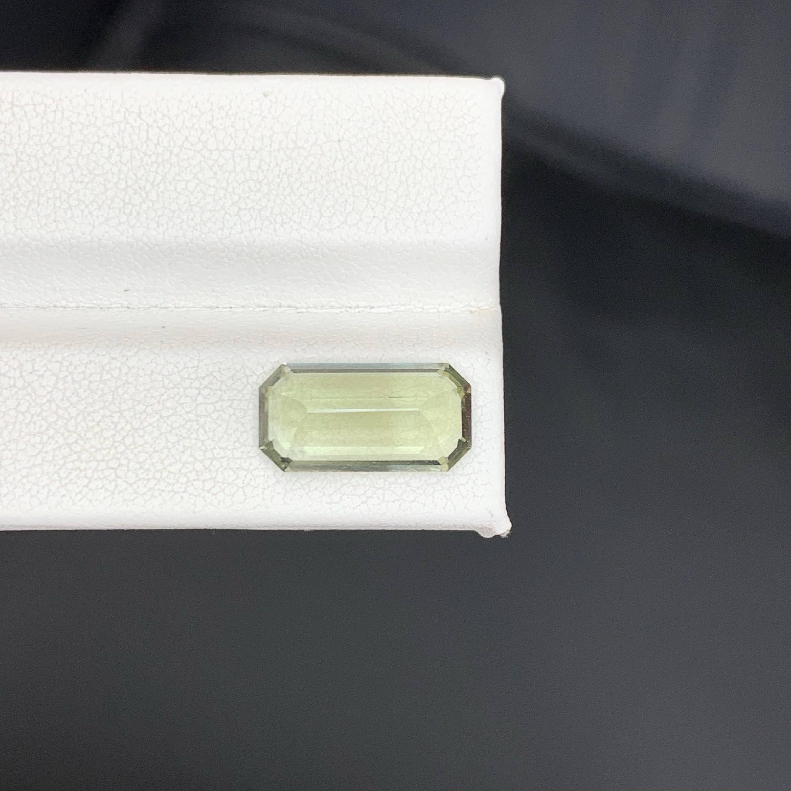 5,00 Karat Natürlicher loser grünlicher Amethyst Stein Smaragd Schliff Afrikanischer Edelstein im Angebot 2