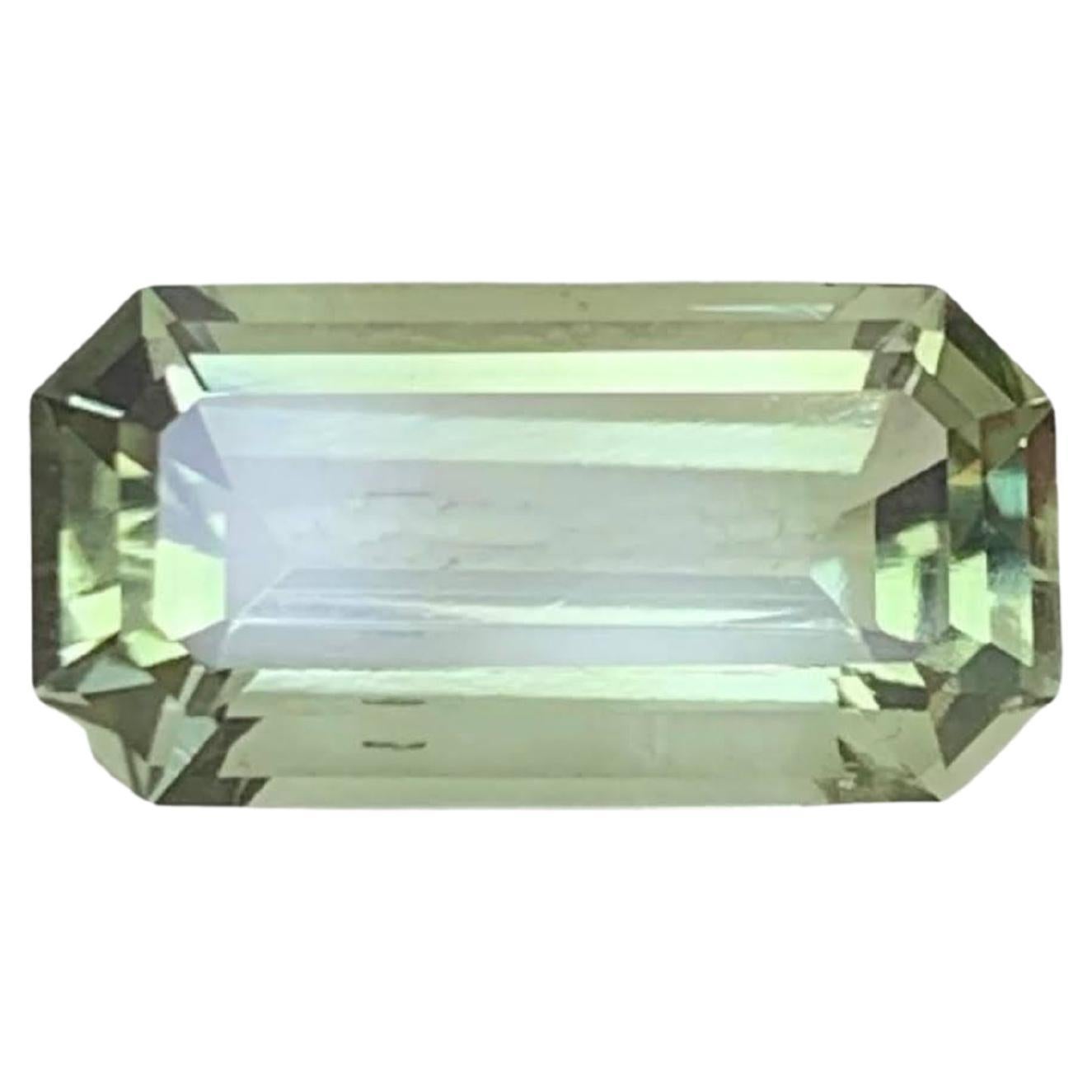 5.00 Carat Natural Loose Greenish Amethyst Stone Emerald Cut African Gemstone (Améthyste verte en vrac, taille émeraude)