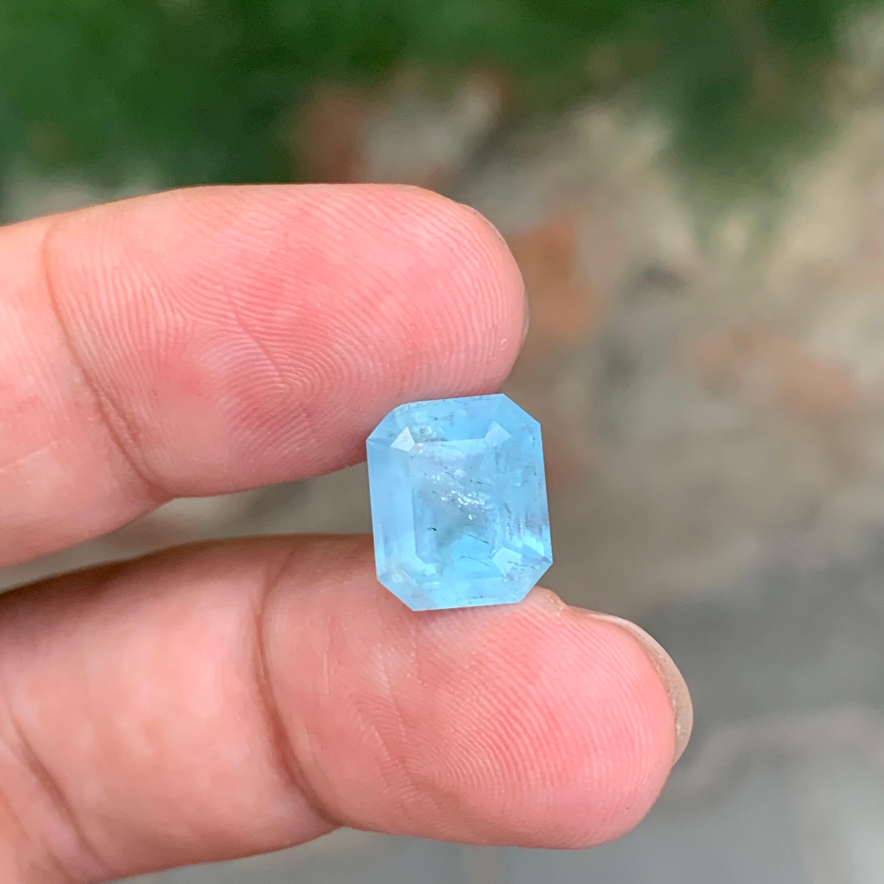 Columbia Blue Color 5.00 Carat Natural Loose Aquamarine Included Quality In New Condition For Sale In Peshawar, PK