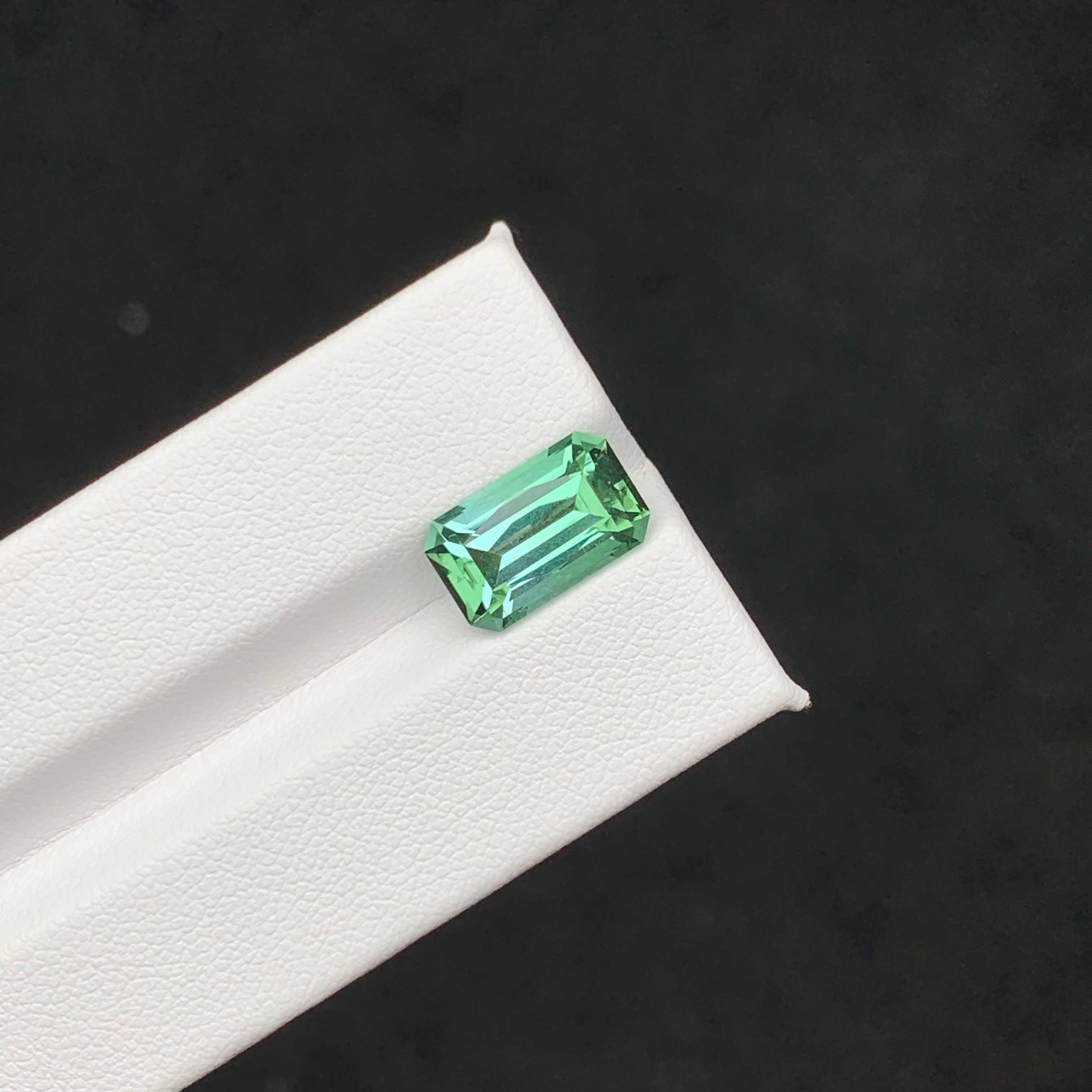 5.00 Carat Natural Loose Lagoon Color Tourmaline Cushion Cut Afghan Gemstone (pierre précieuse afghane) en vente 1