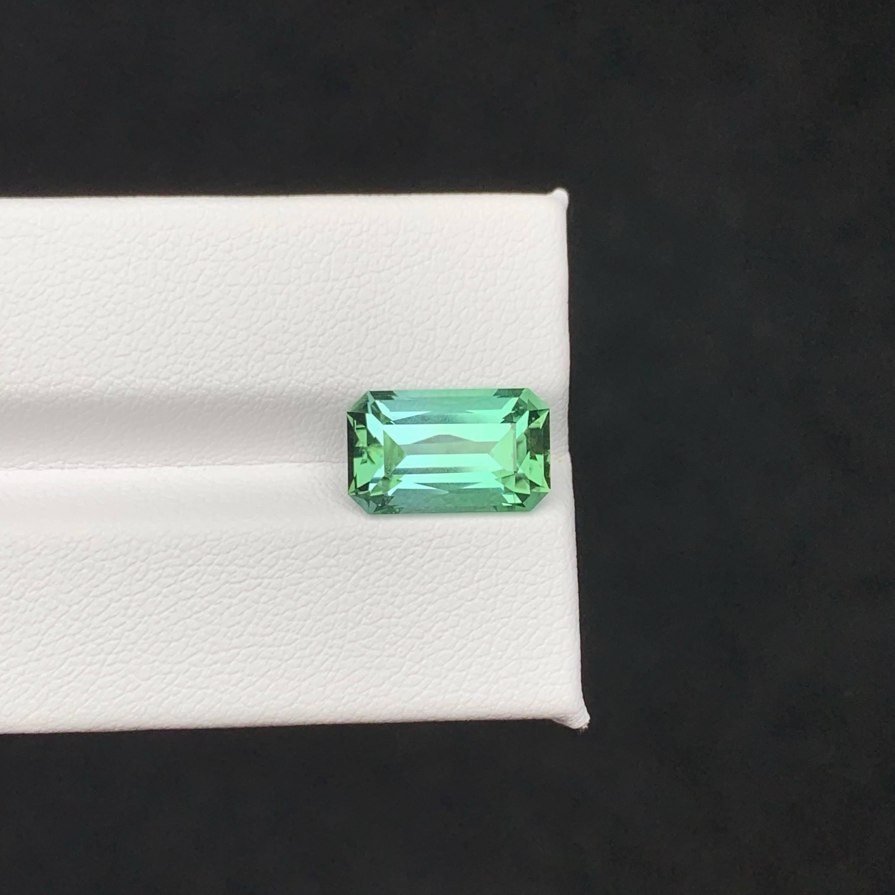 5.00 Carat Natural Loose Lagoon Color Tourmaline Cushion Cut Afghan Gemstone (pierre précieuse afghane) en vente 2