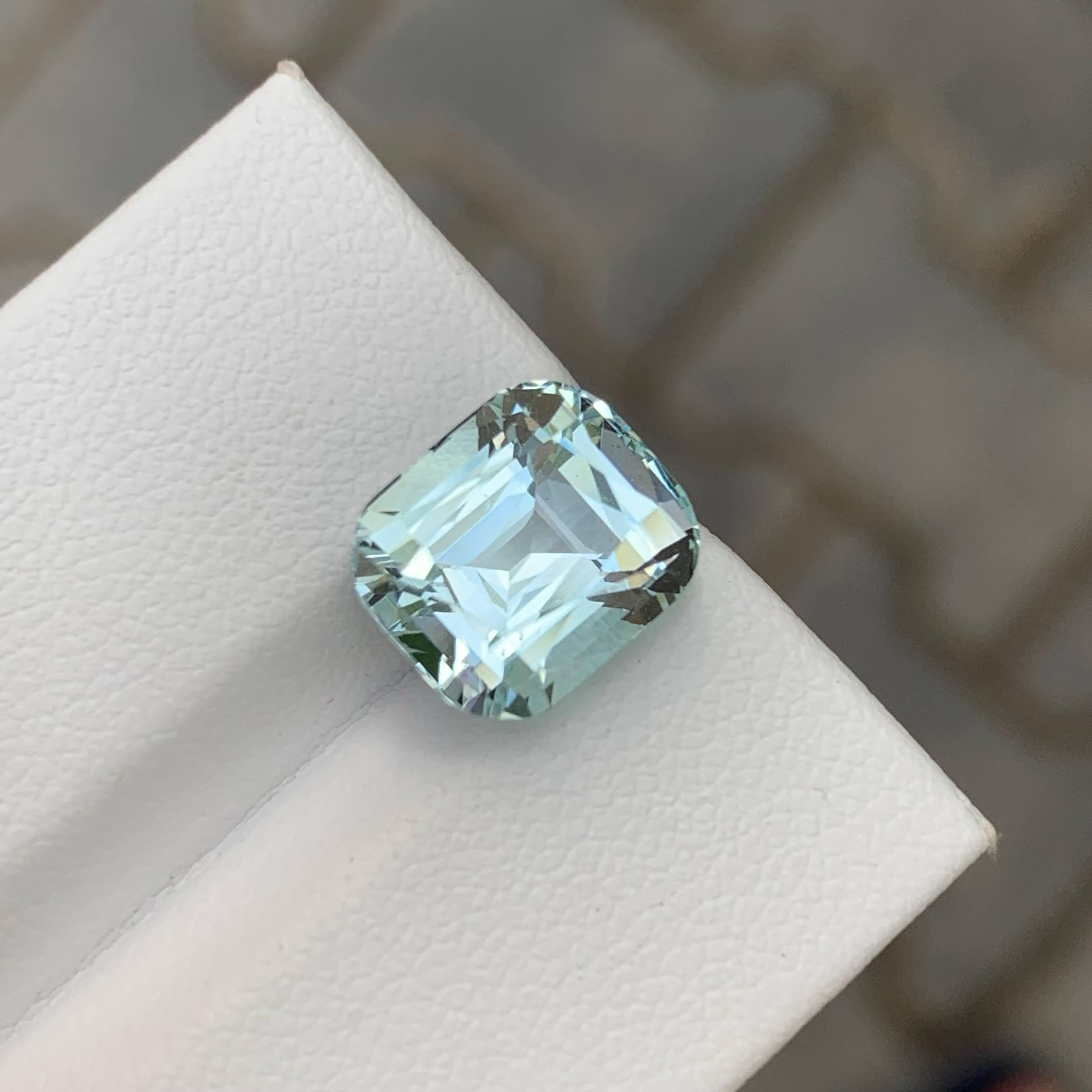 Taille coussin 5.00 Carat Natural Loose Light Blue Aquamarine Cushion Cut Pakistani Gemstone (Aigue-marine bleu clair taillée en coussin) en vente