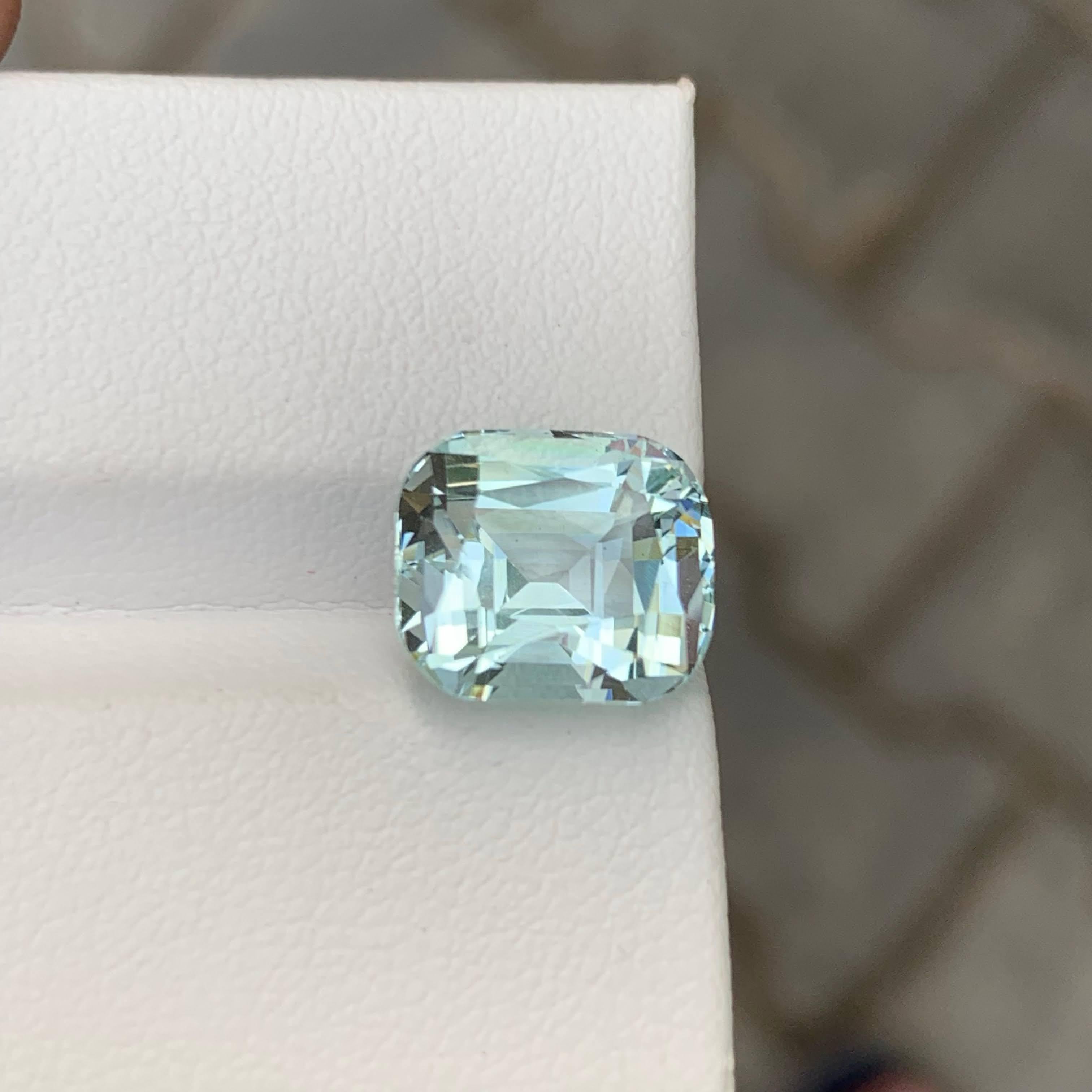 5.00 Carat Natural Loose Light Blue Aquamarine Cushion Cut Pakistani Gemstone (Aigue-marine bleu clair taillée en coussin) Unisexe en vente