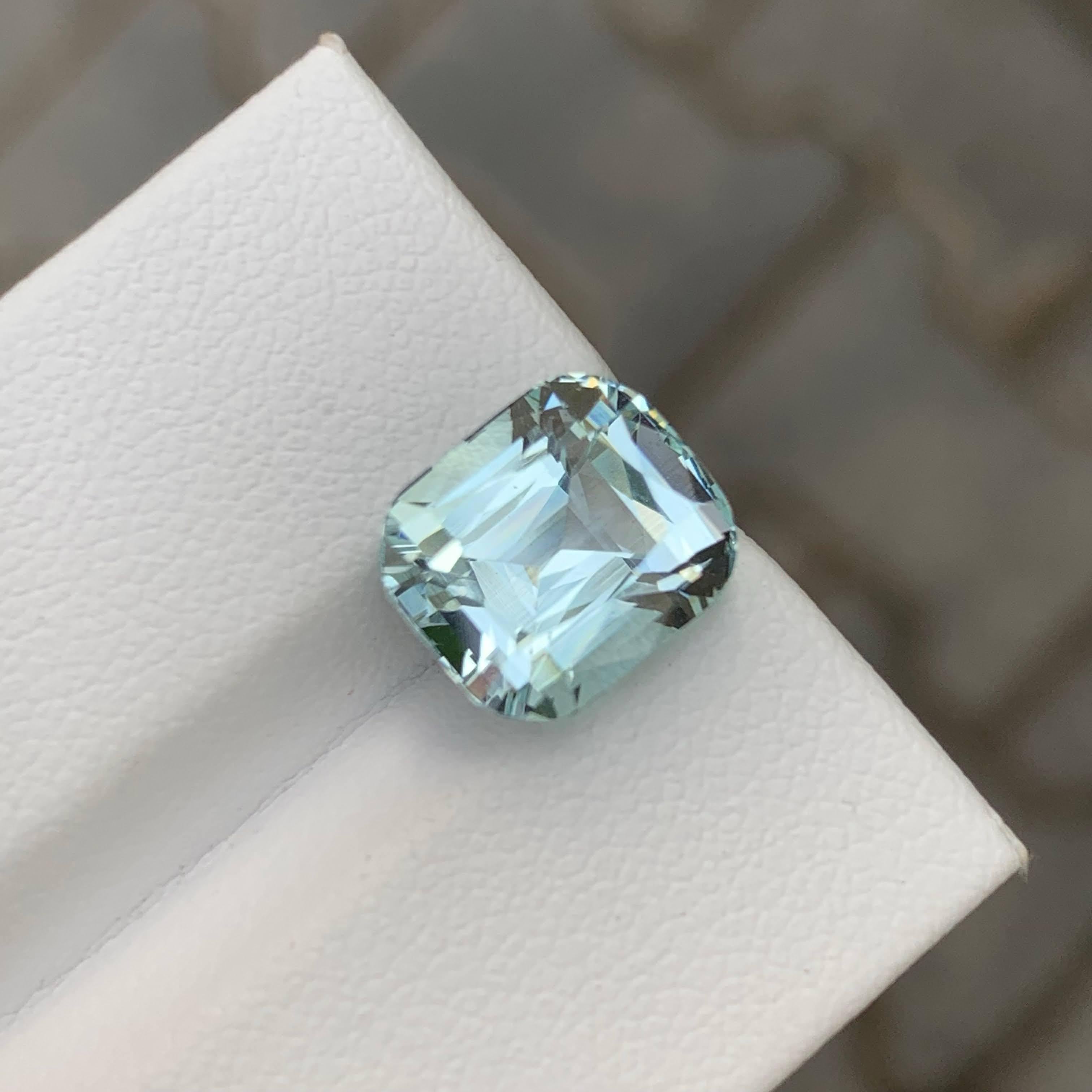 5.00 Carat Natural Loose Light Blue Aquamarine Cushion Cut Pakistani Gemstone (Aigue-marine bleu clair taillée en coussin) en vente 3