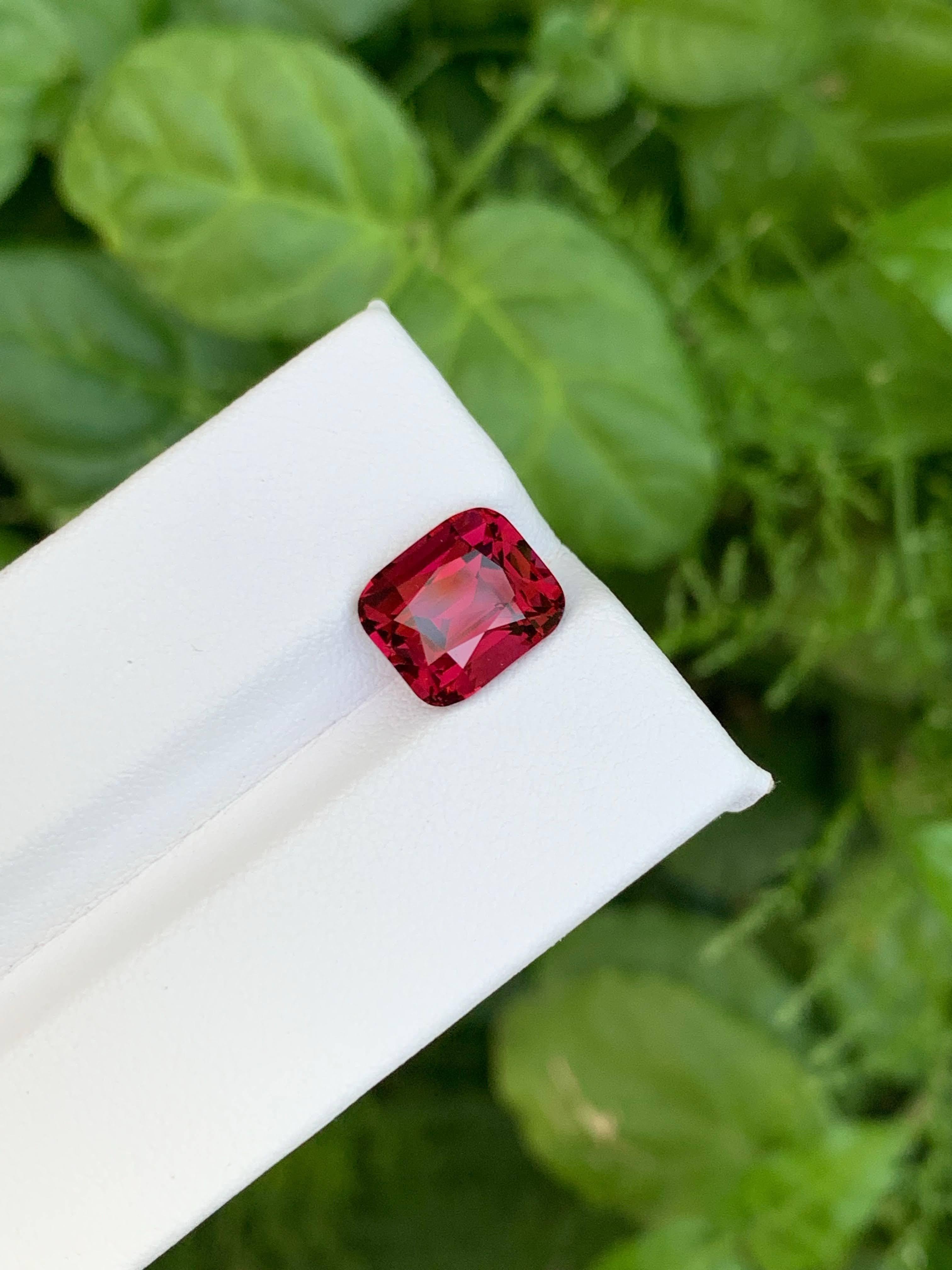 5,00 Karat Natürlicher loser roter Umbalit Granat Stein Kissenschliff Afrikanischer Edelstein für Damen oder Herren im Angebot