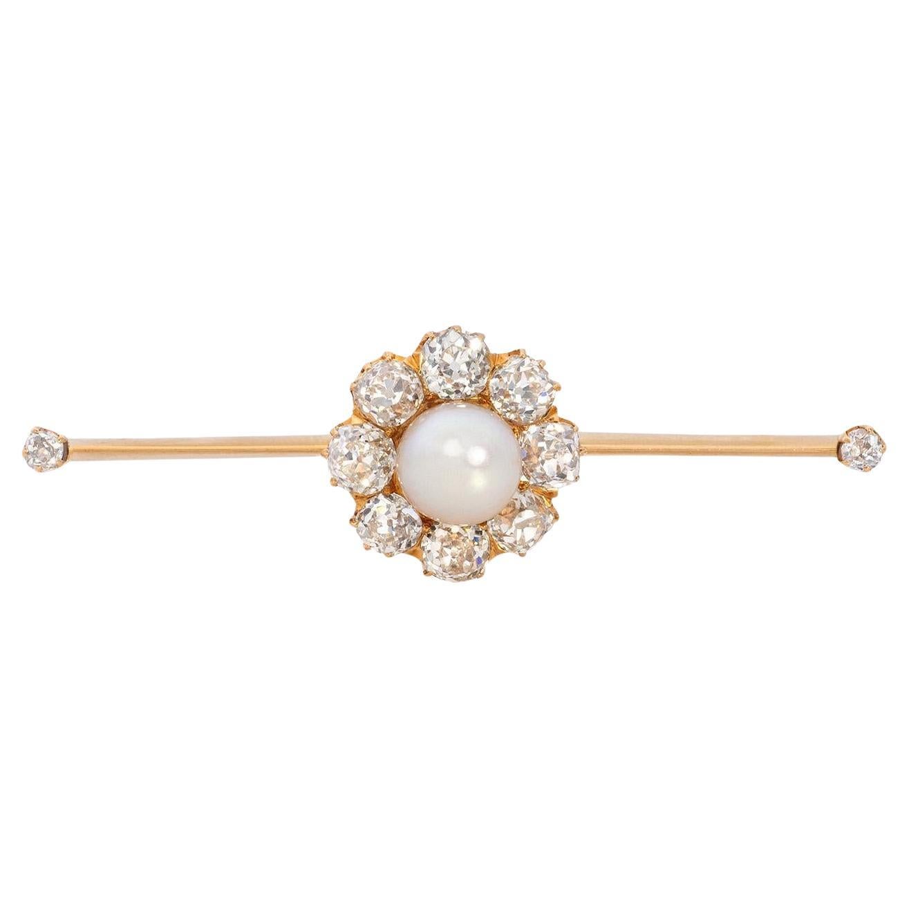5.00 Carat Natural Pearl and Old European Cut Diamond Tie Pin 18K Yellow Gold For Sale