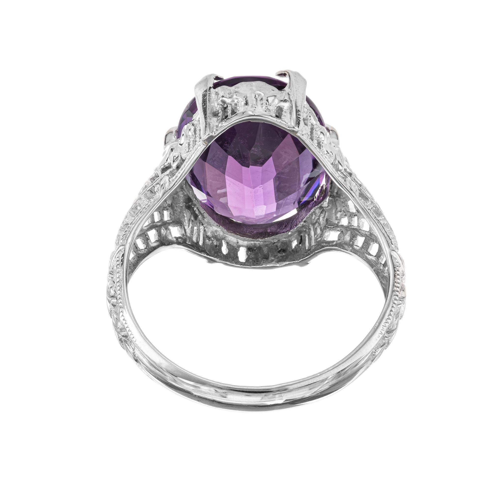 5.00 Carat Oval Bright Purple Amethyst Filigree Gold Ring For Sale 1