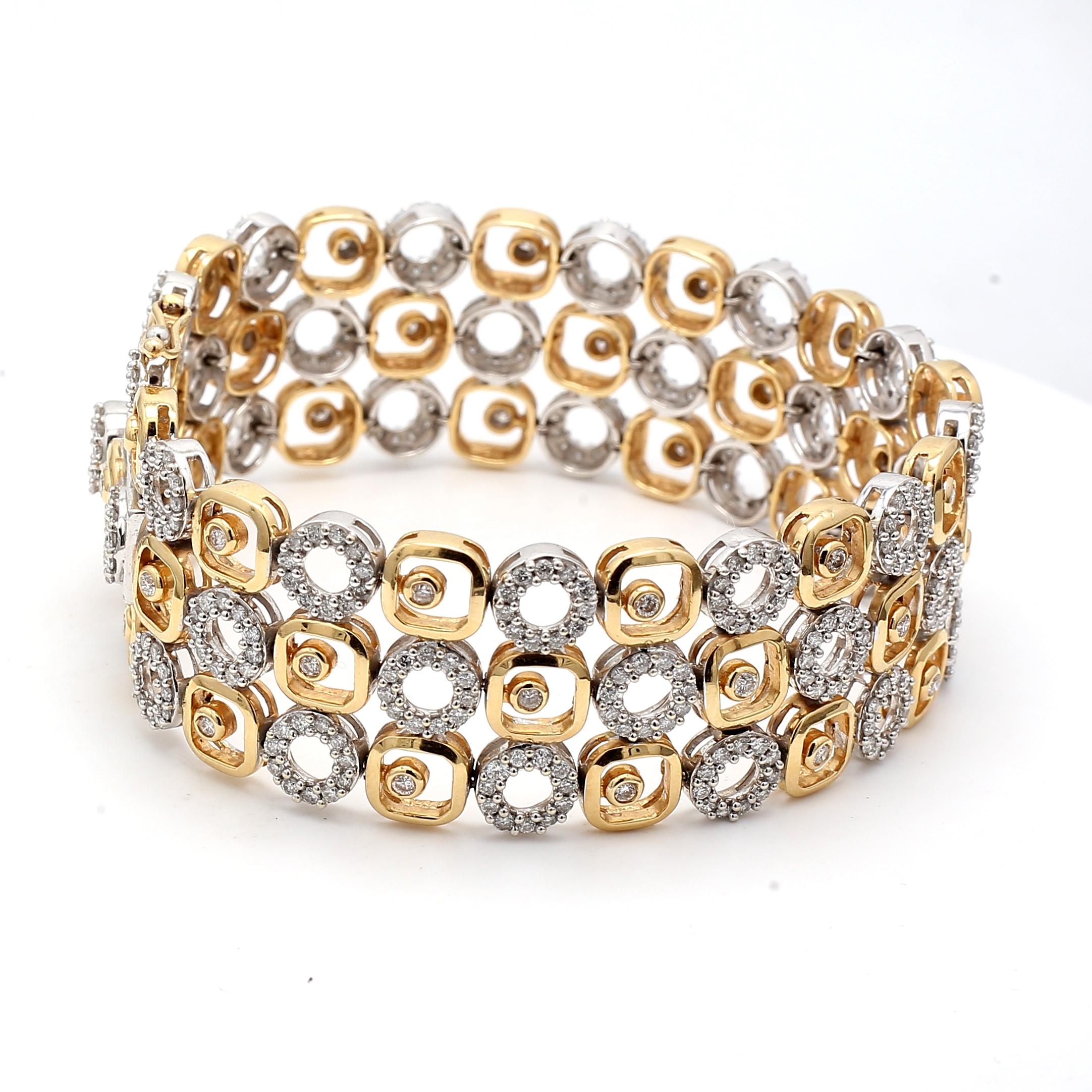 5.00 Carat Round Brilliant G VS2 Diamond 14 Karat Two Tone Gold Link Bracelet Bon état - En vente à New York, NY