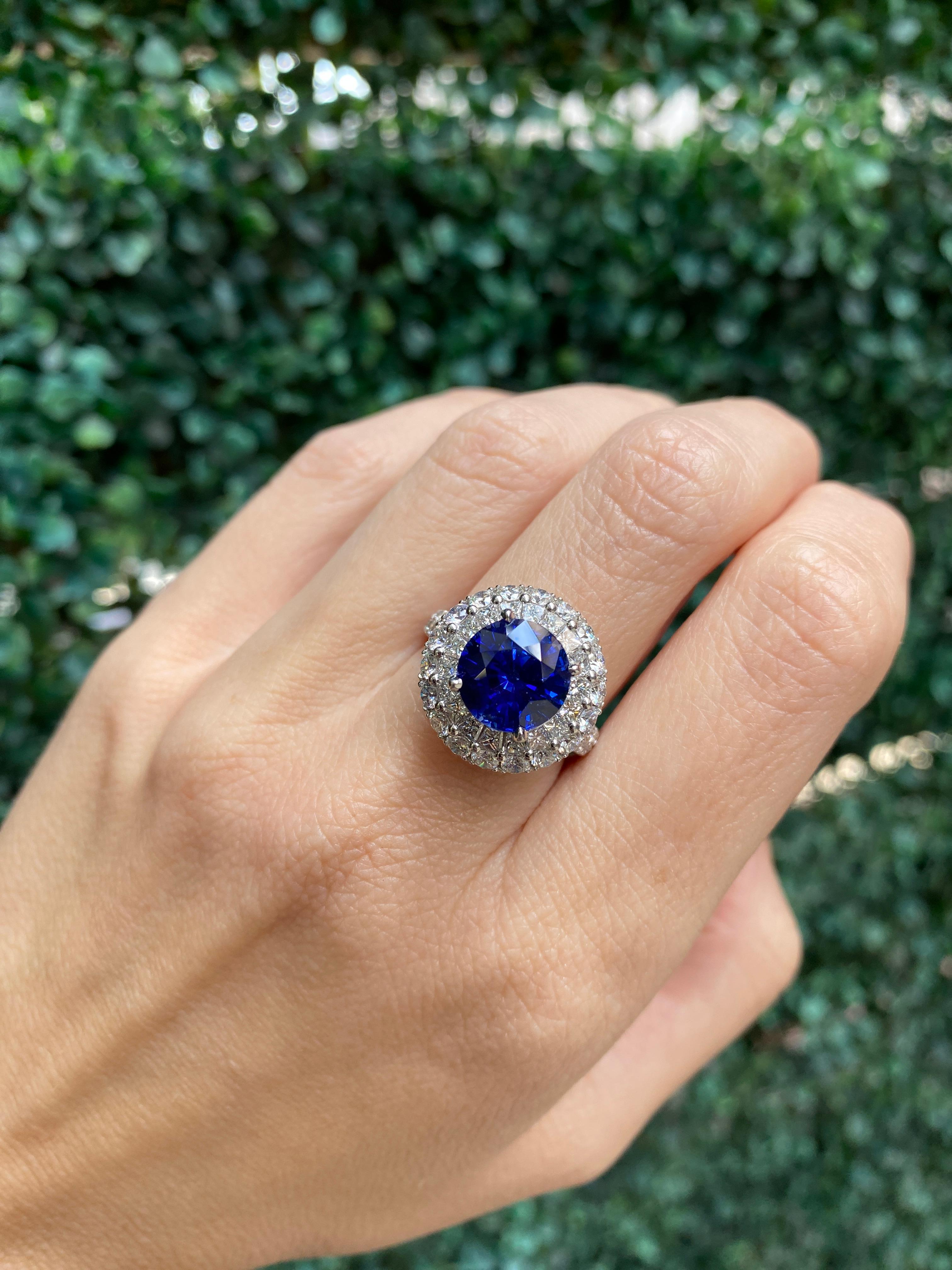 Bague en or 18 carats avec saphir bleu naturel rond de 5,00 carats et diamants de 2,63 carats au total en vente 6