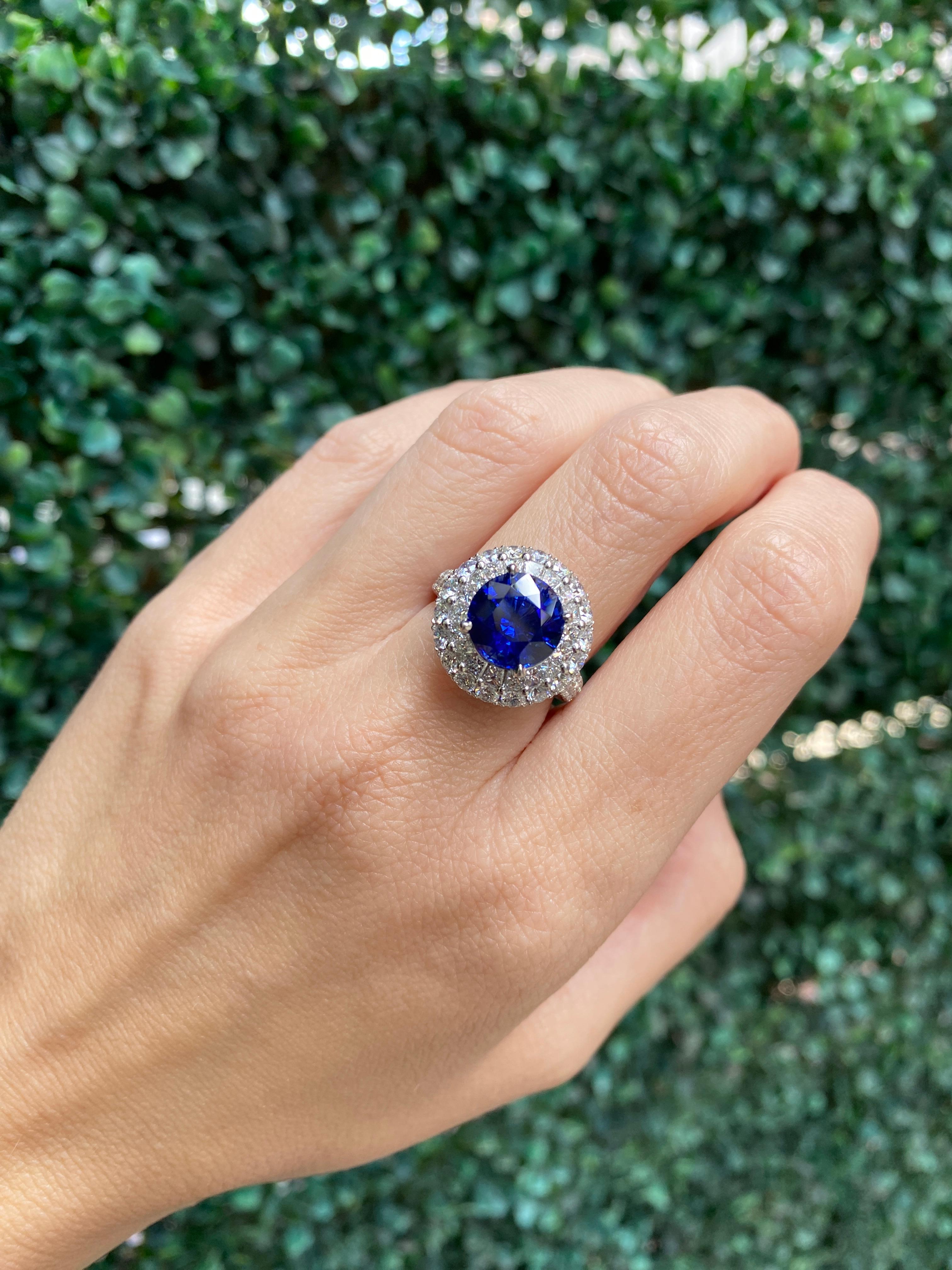 Bague en or 18 carats avec saphir bleu naturel rond de 5,00 carats et diamants de 2,63 carats au total en vente 13