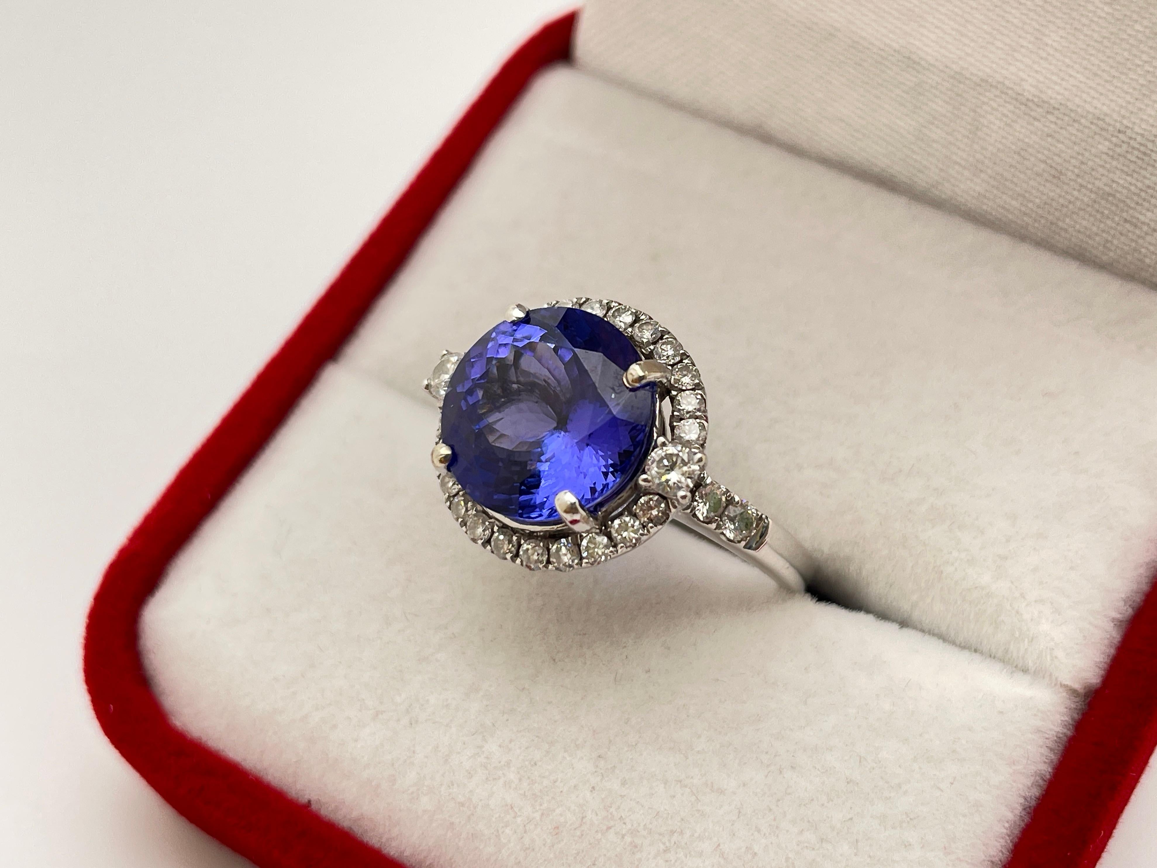 5.00 Carat Tanzanite Diamond 14 Karat White Gold Ring For Sale 5