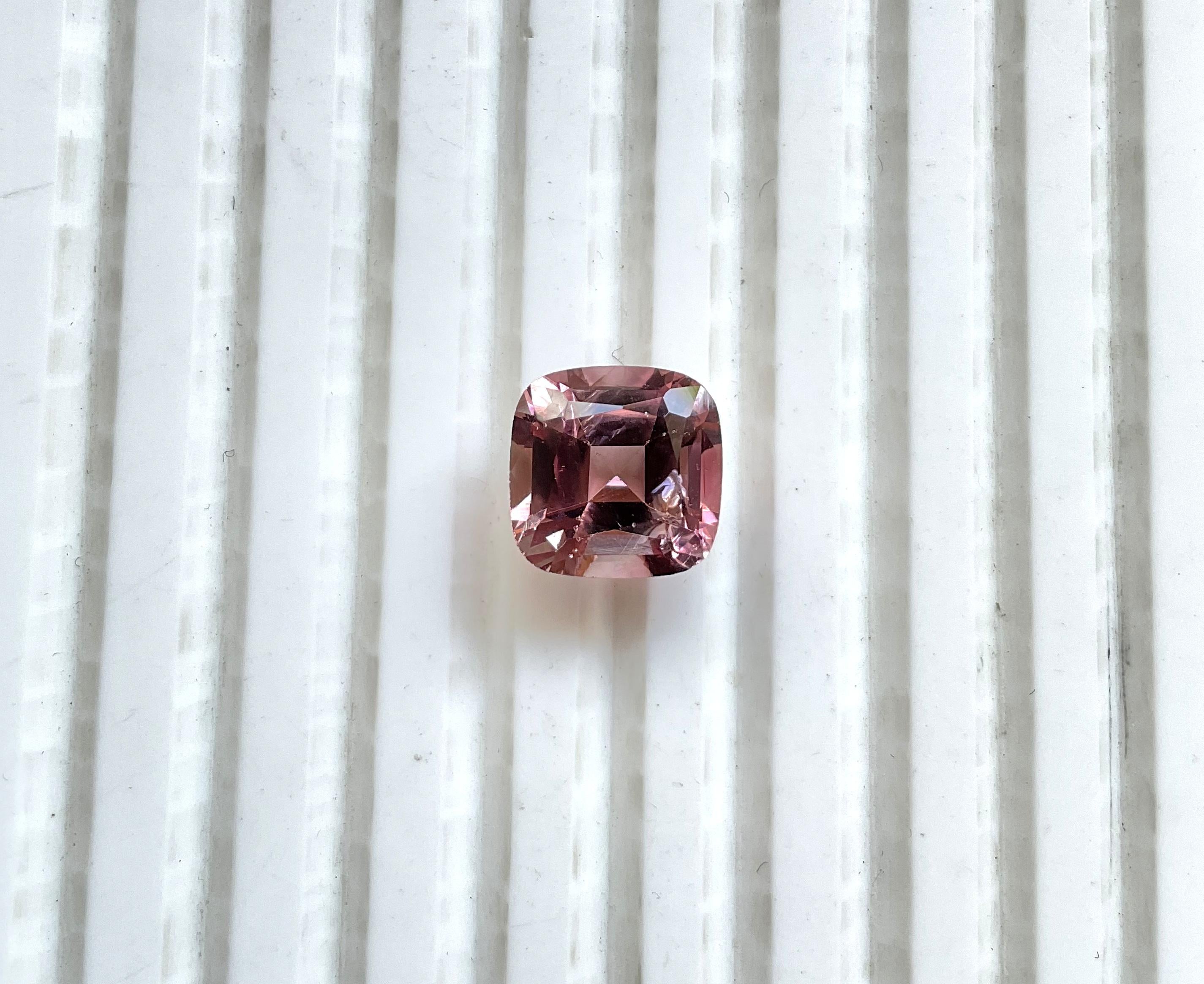 5.00 Carat Top Quality Peach Pink Tourmaline Cushion Cut Stone For Jewelry Gem For Sale 4