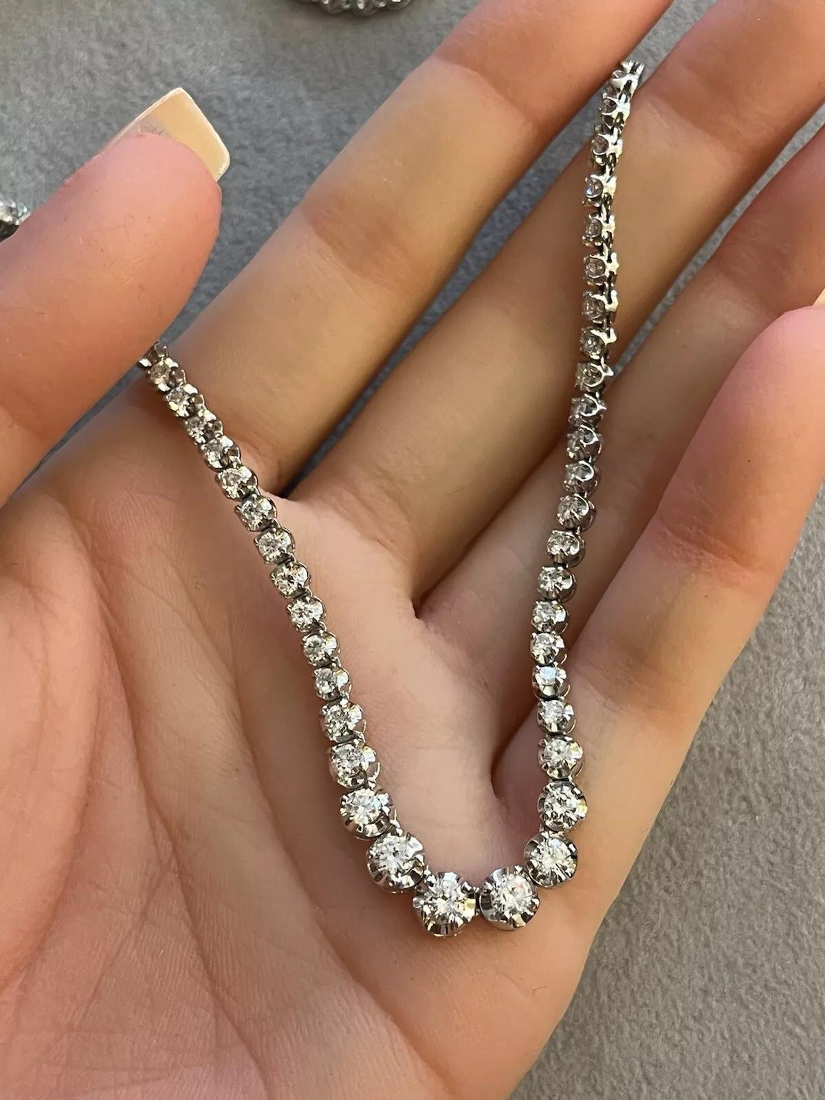 Round Cut 5.00 Carat Total Weight Natural Diamond Graduated Tennis Necklace in Platinum For Sale